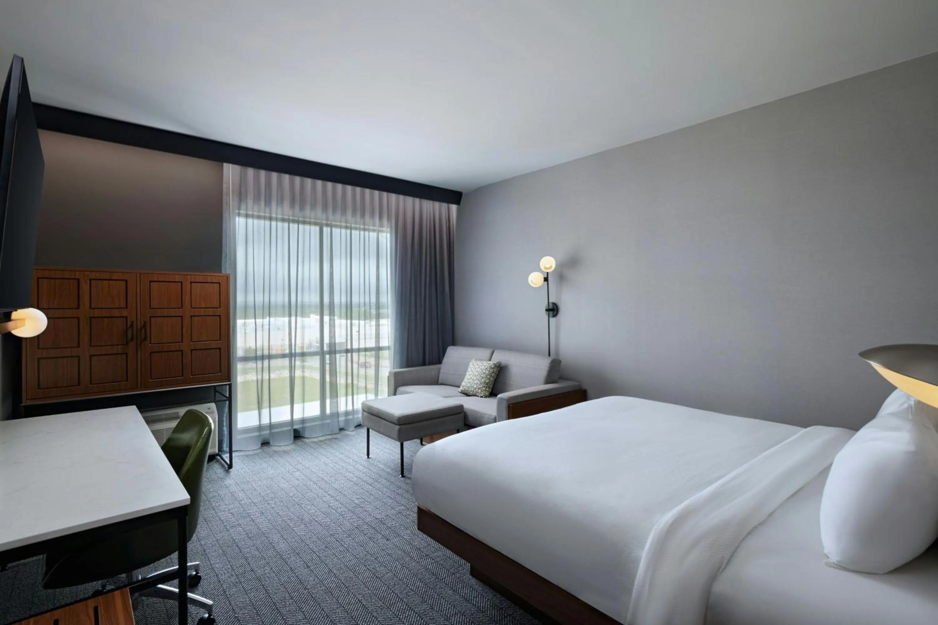 Photo of the whole room, Bed in Courtyard by Marriott Austin Dripping Springs