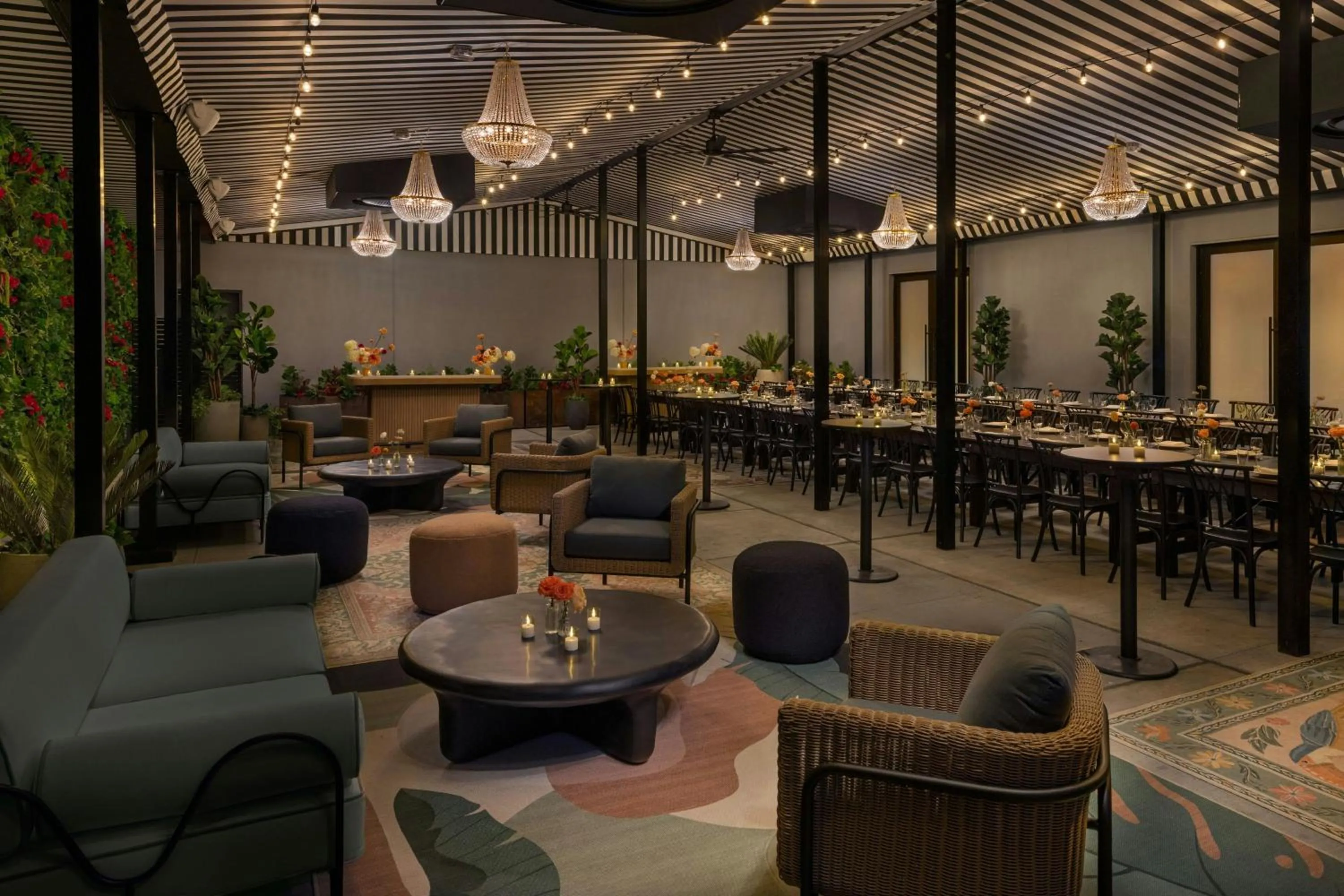 Lounge or bar in Moxy Brooklyn Williamsburg