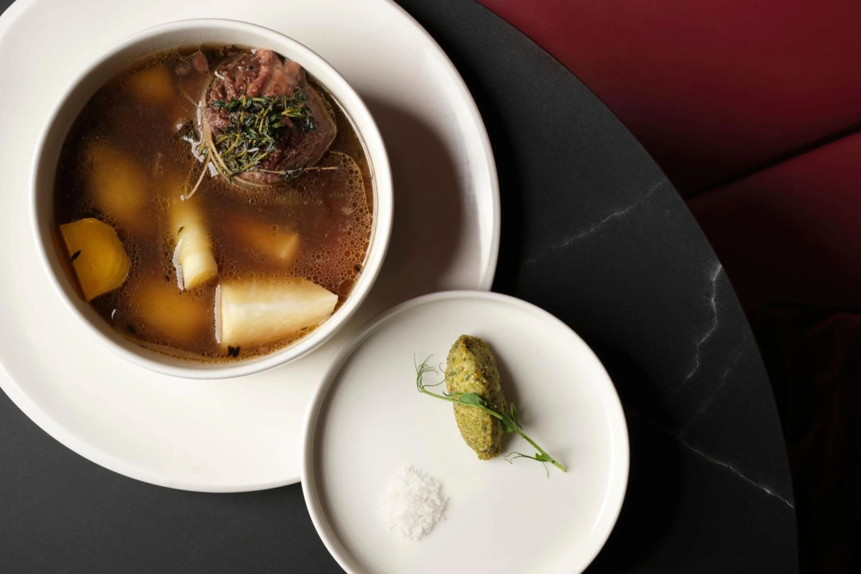 Restaurant/places to eat in Moxy Paris Val d'Europe