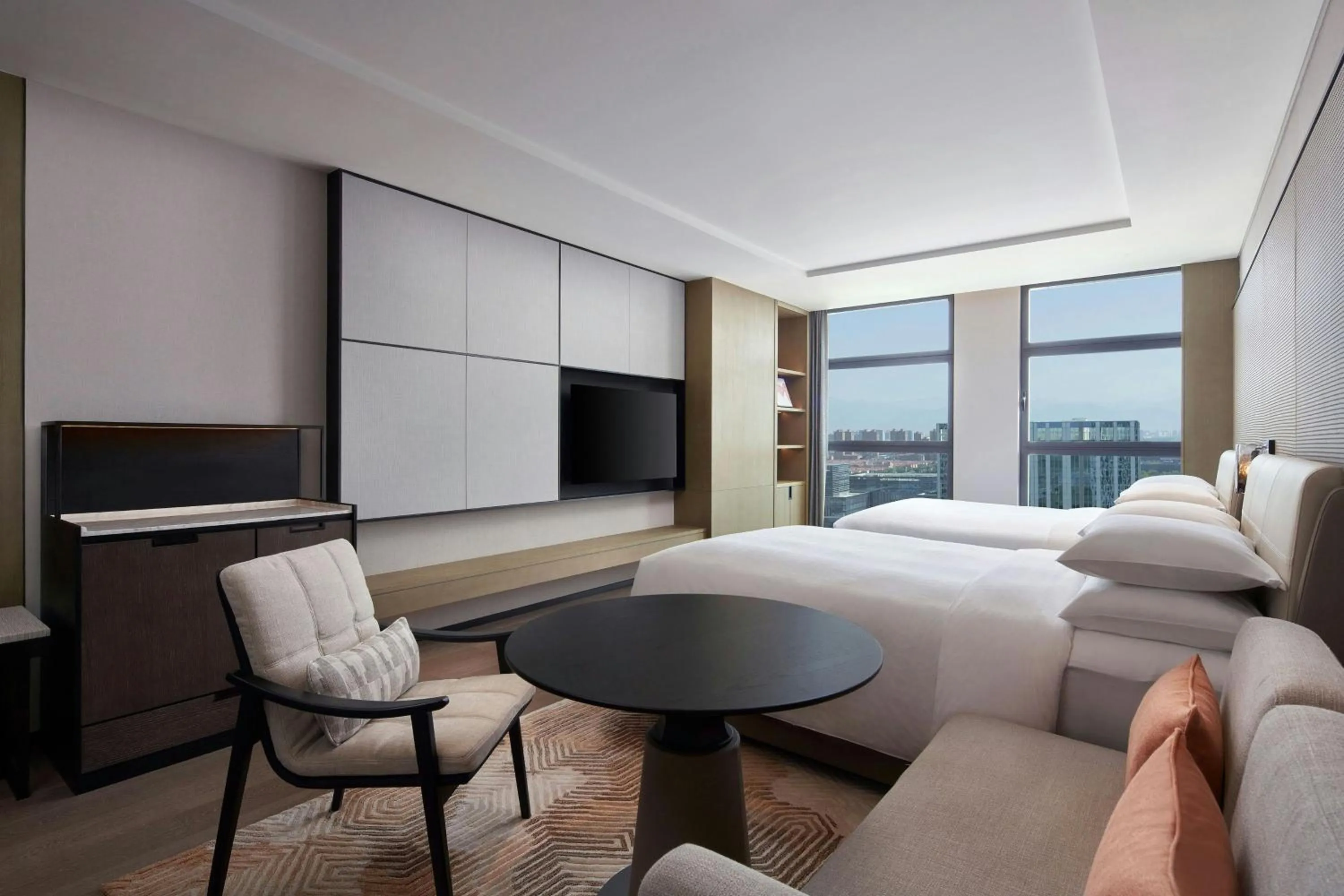 Photo of the whole room, Bed in Sheraton Xi'an South