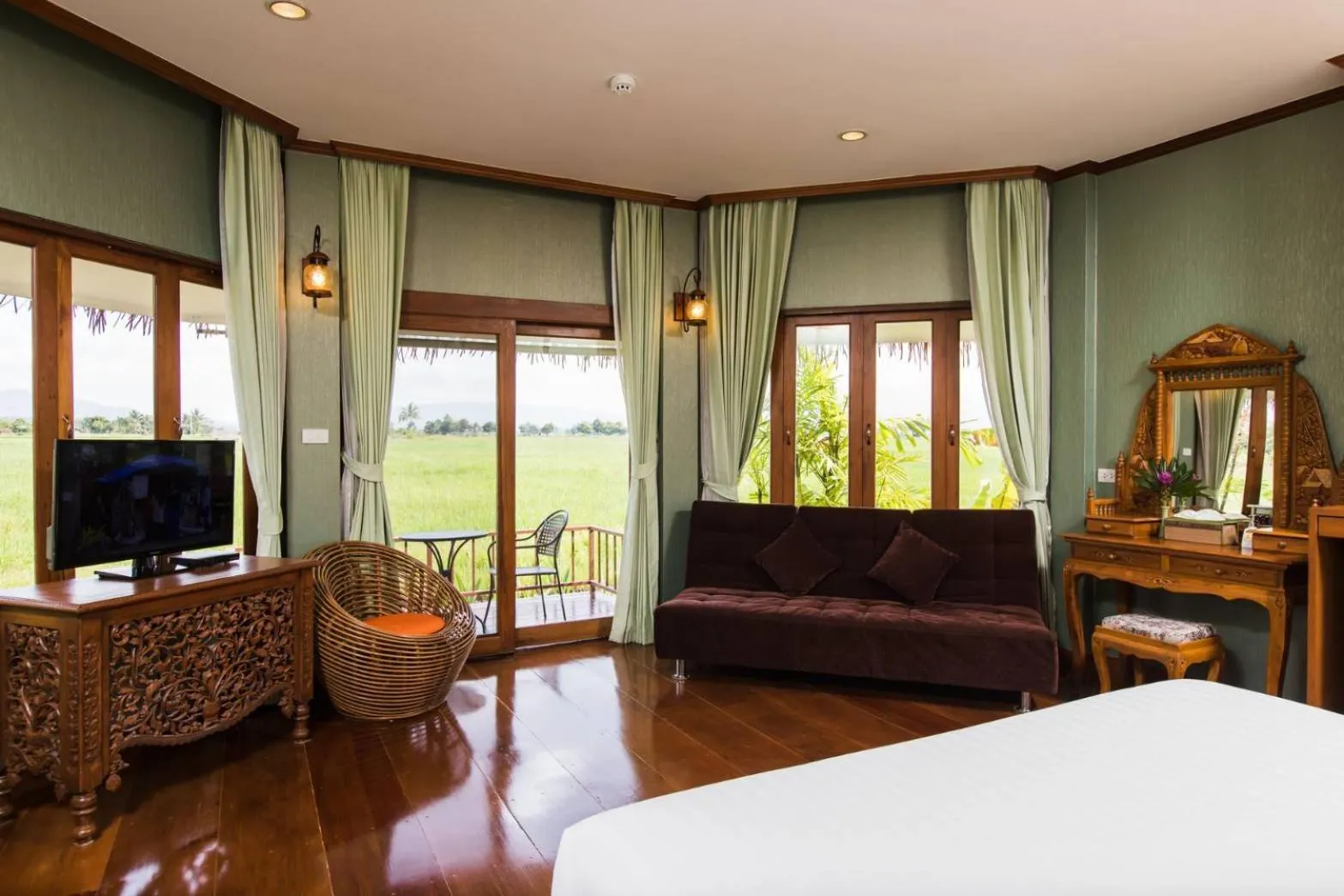 Bed in Phusanfah Resort