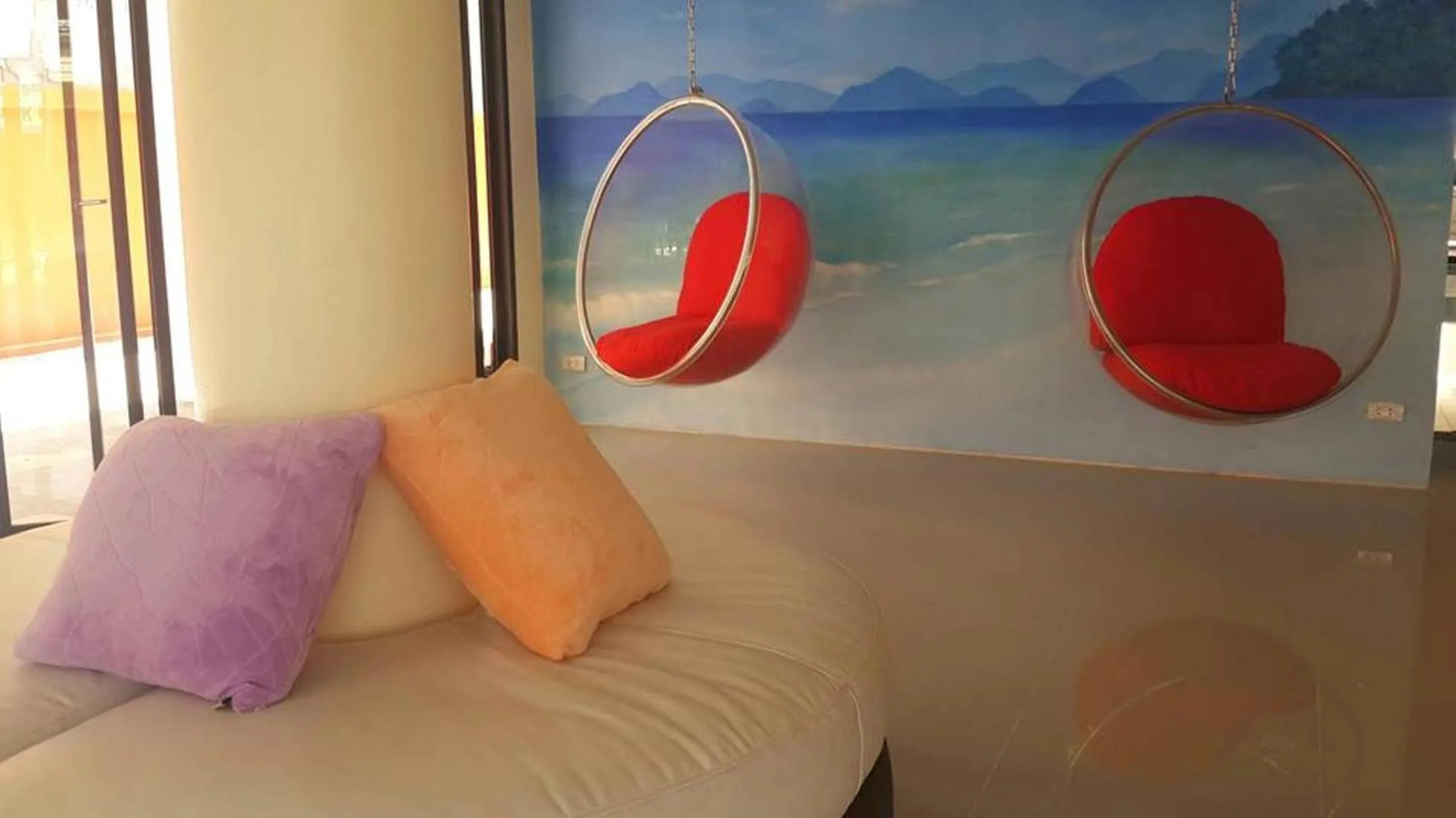 Other, Bed in Nalin Place