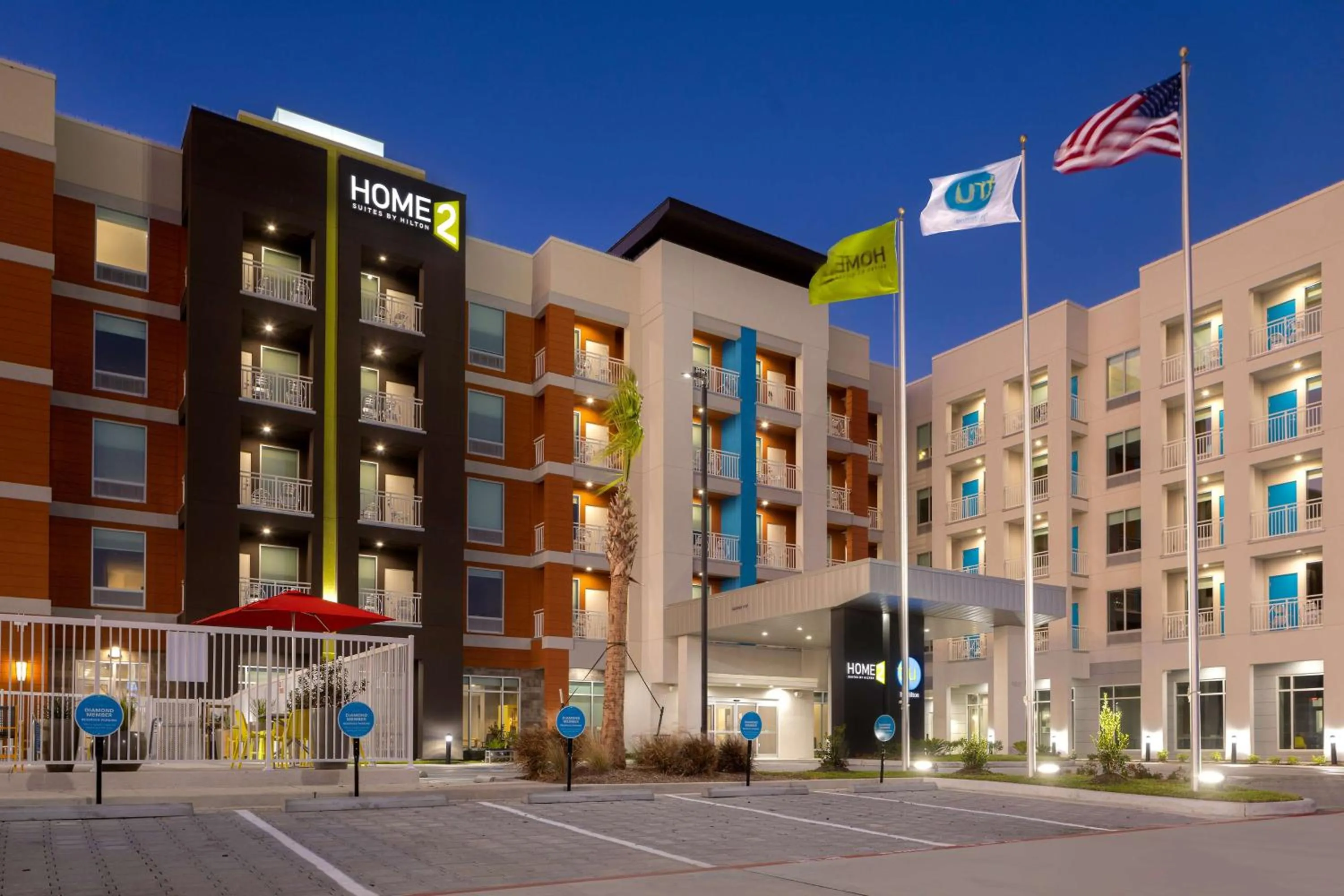 Property building in Tru By Hilton Galveston, Tx