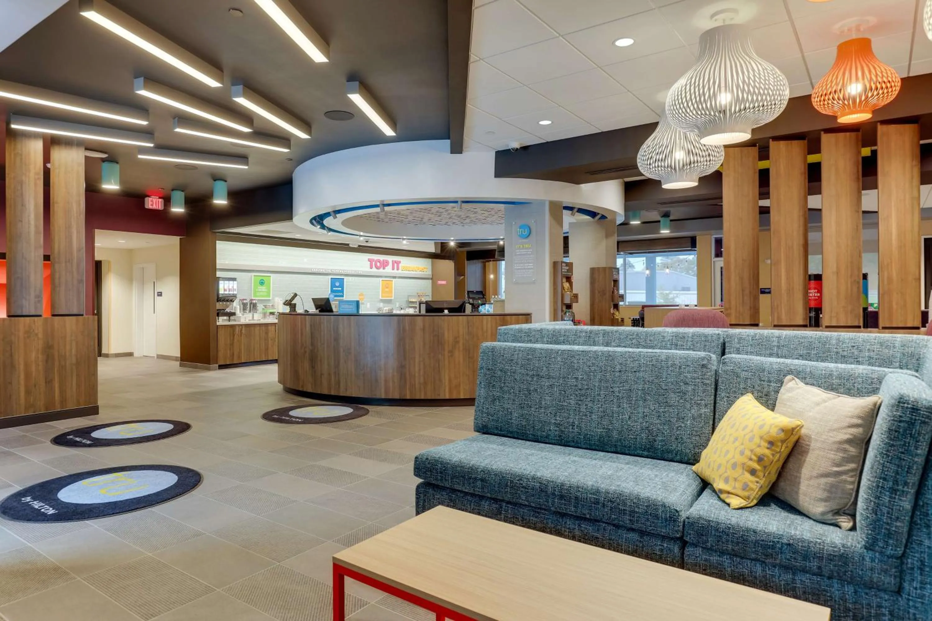 Lobby or reception in Tru By Hilton Raleigh Garner