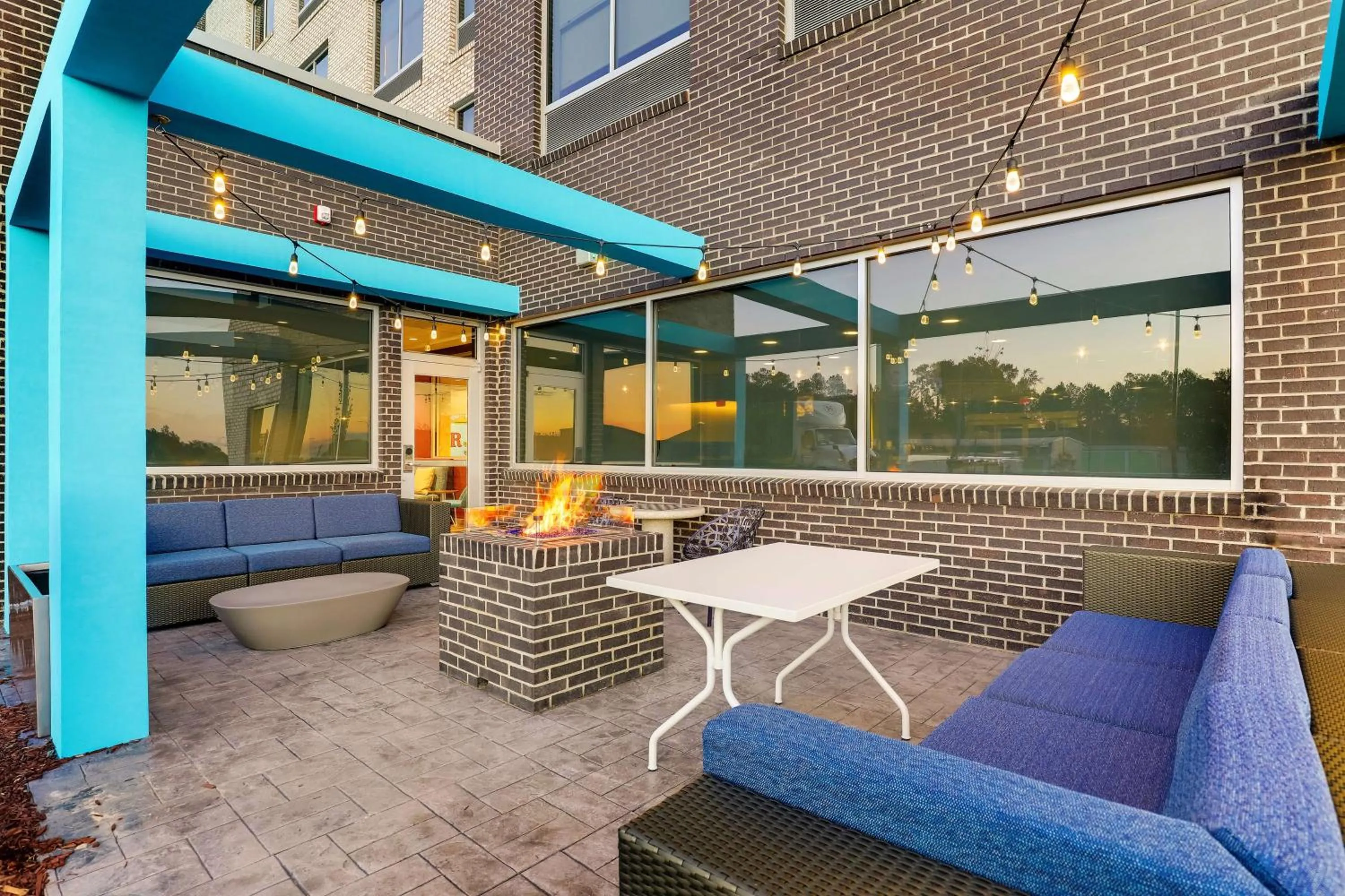 Patio in Tru By Hilton Raleigh Garner