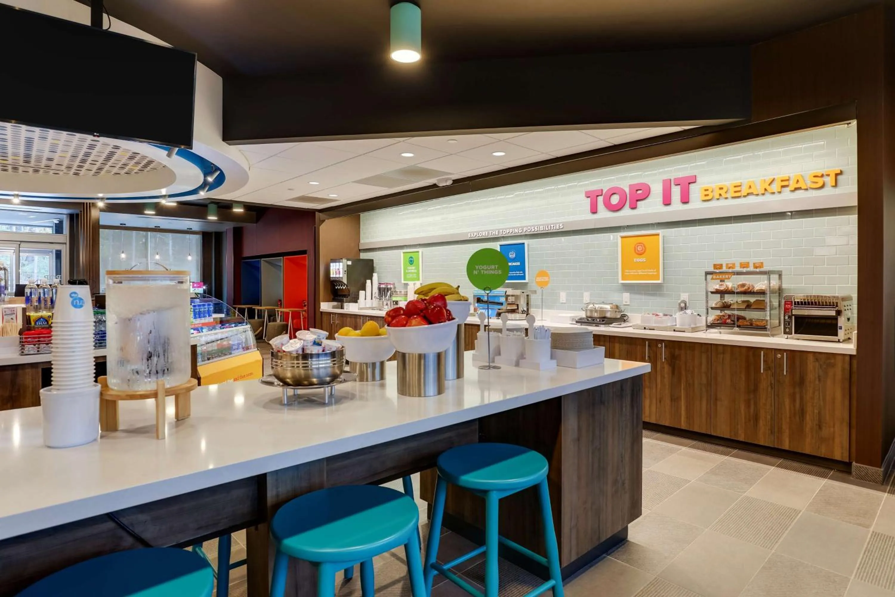 Breakfast in Tru By Hilton Raleigh Garner