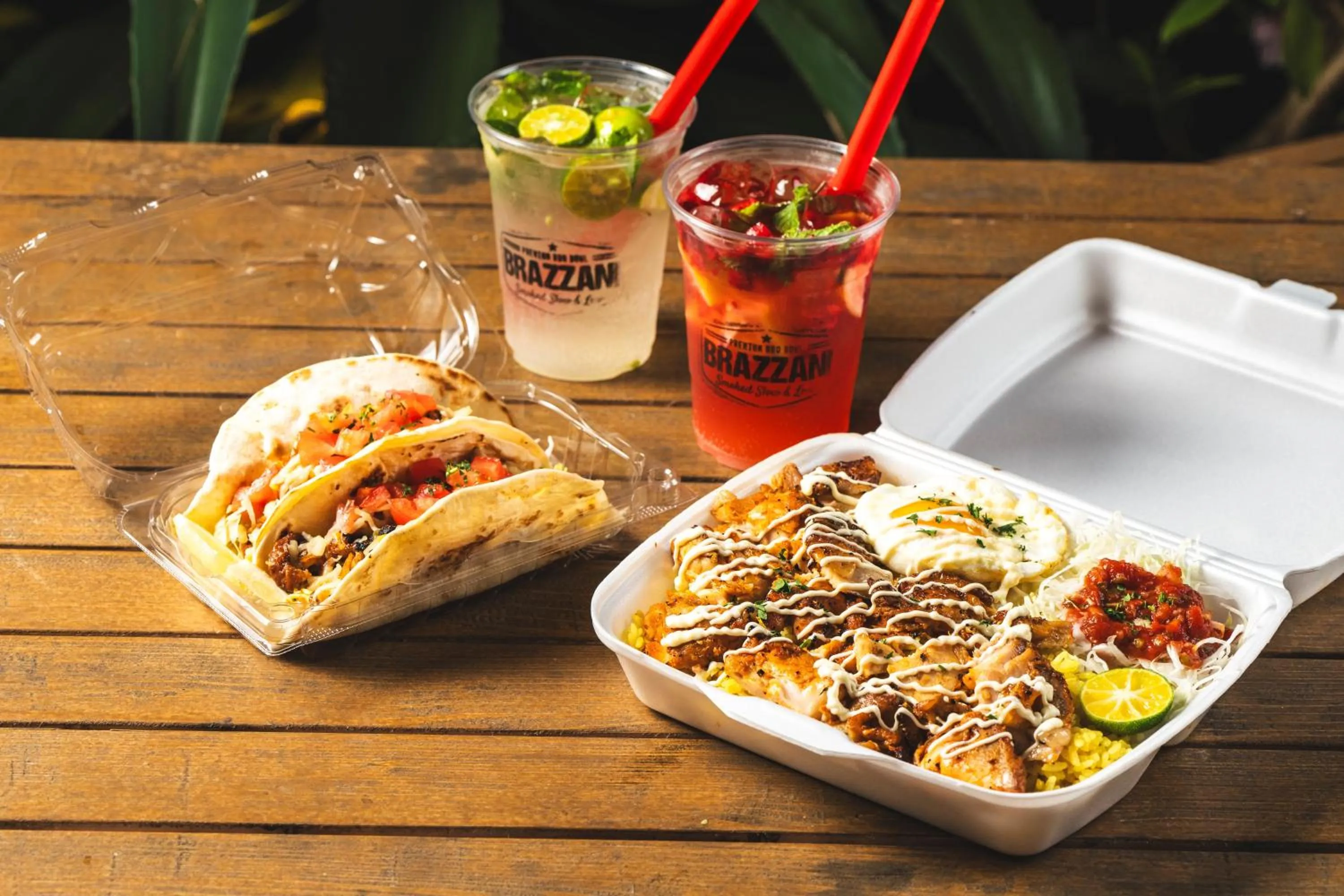 Lounge or bar in BEB5 Okinawa Seragaki by Hoshino Resorts