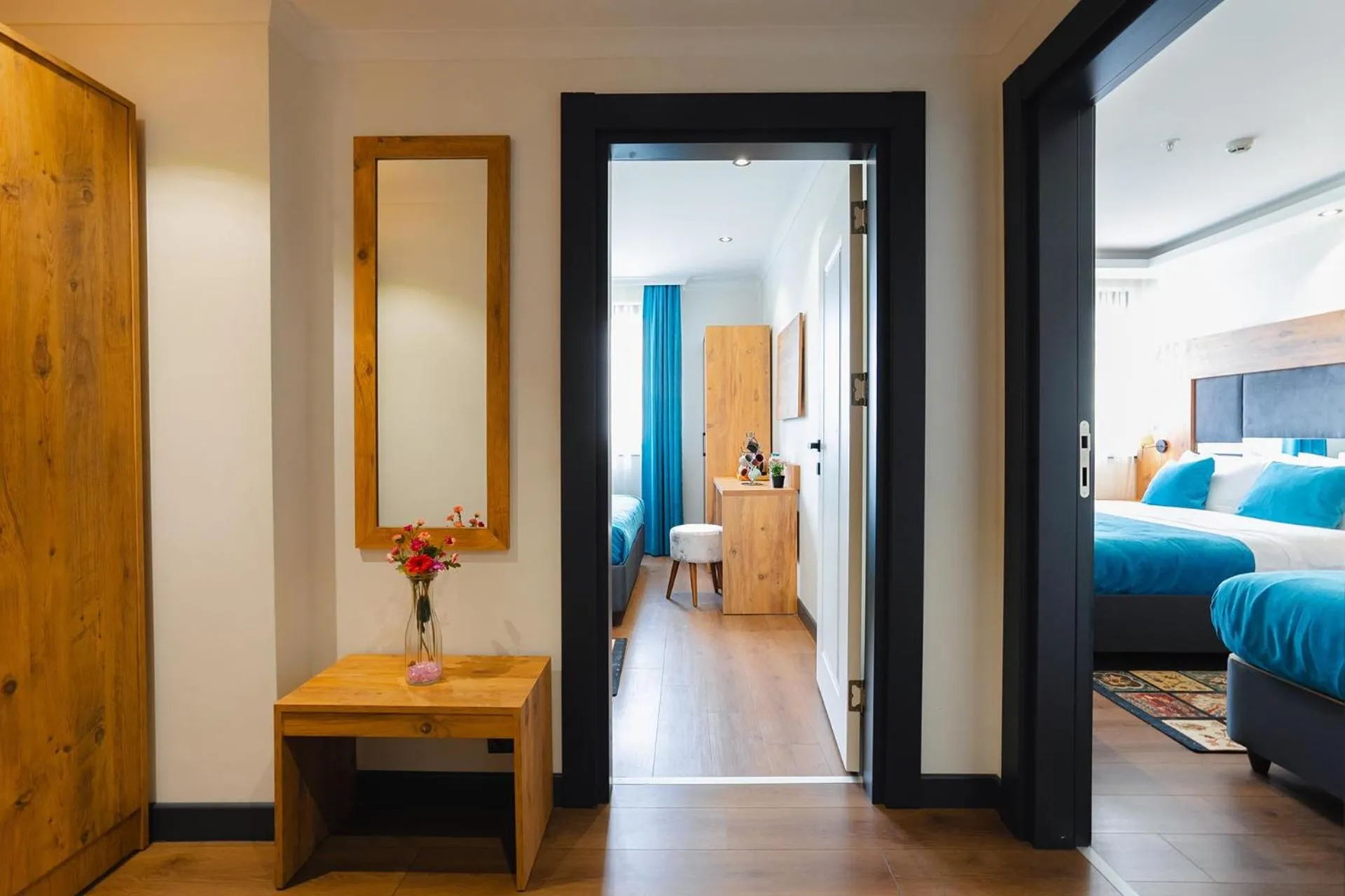 Photo of the whole room, Bed in Berlin Suite Hotel Trabzon