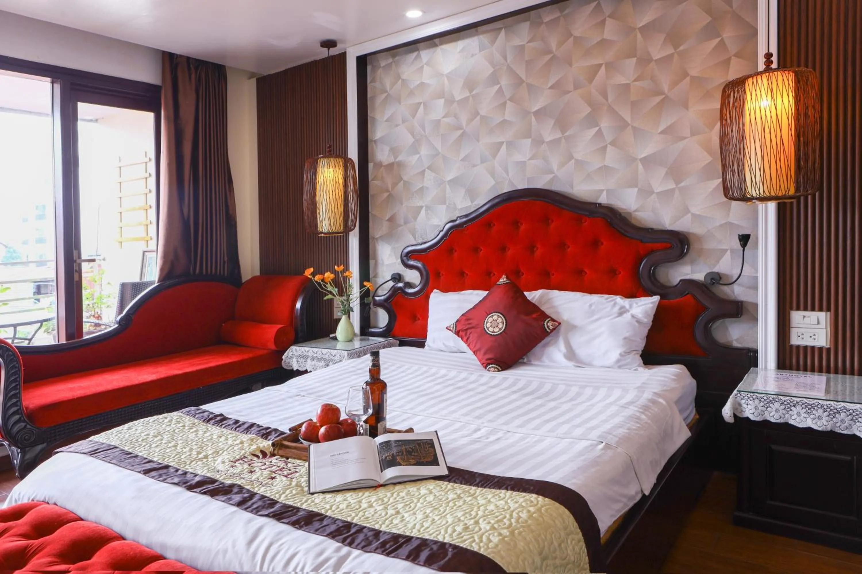 Bedroom, Bed in Art Hotel Ha Noi