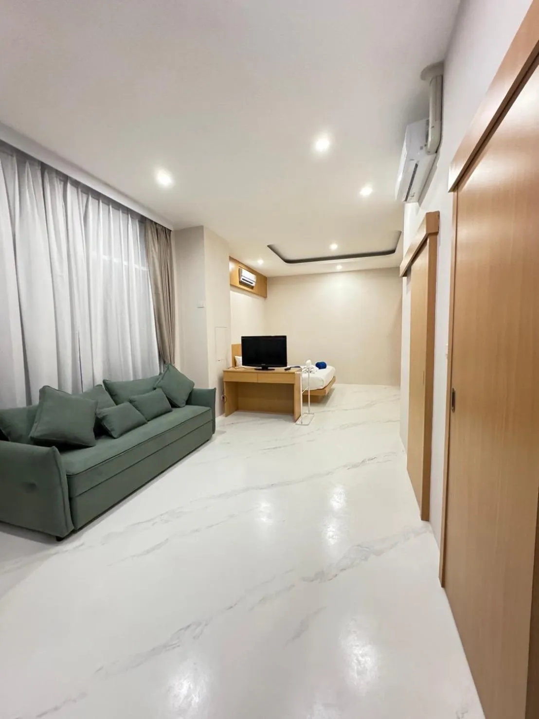 Family in Casa de Coral Boutique Hotel