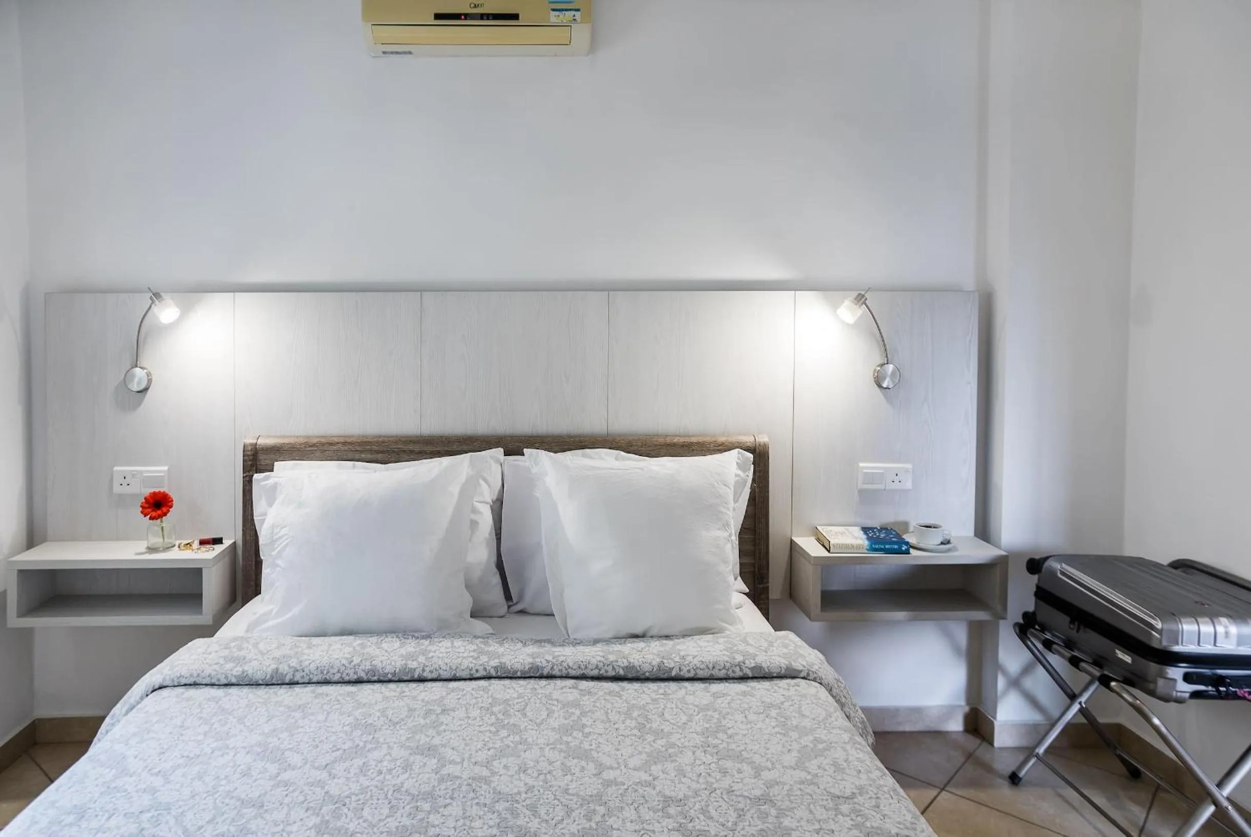 Bed in Artemis Cynthia Complex