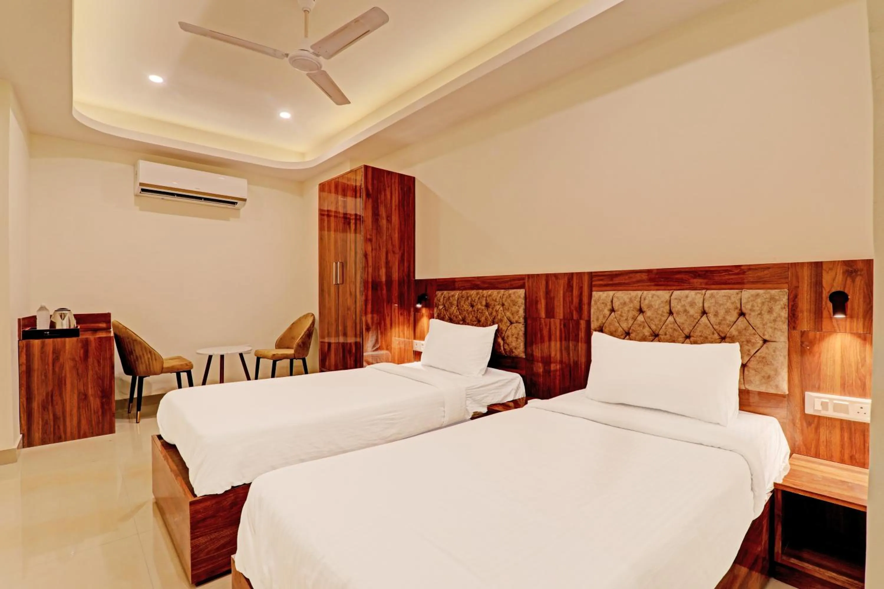 Photo of the whole room, Bed in Hotel Heera Grand