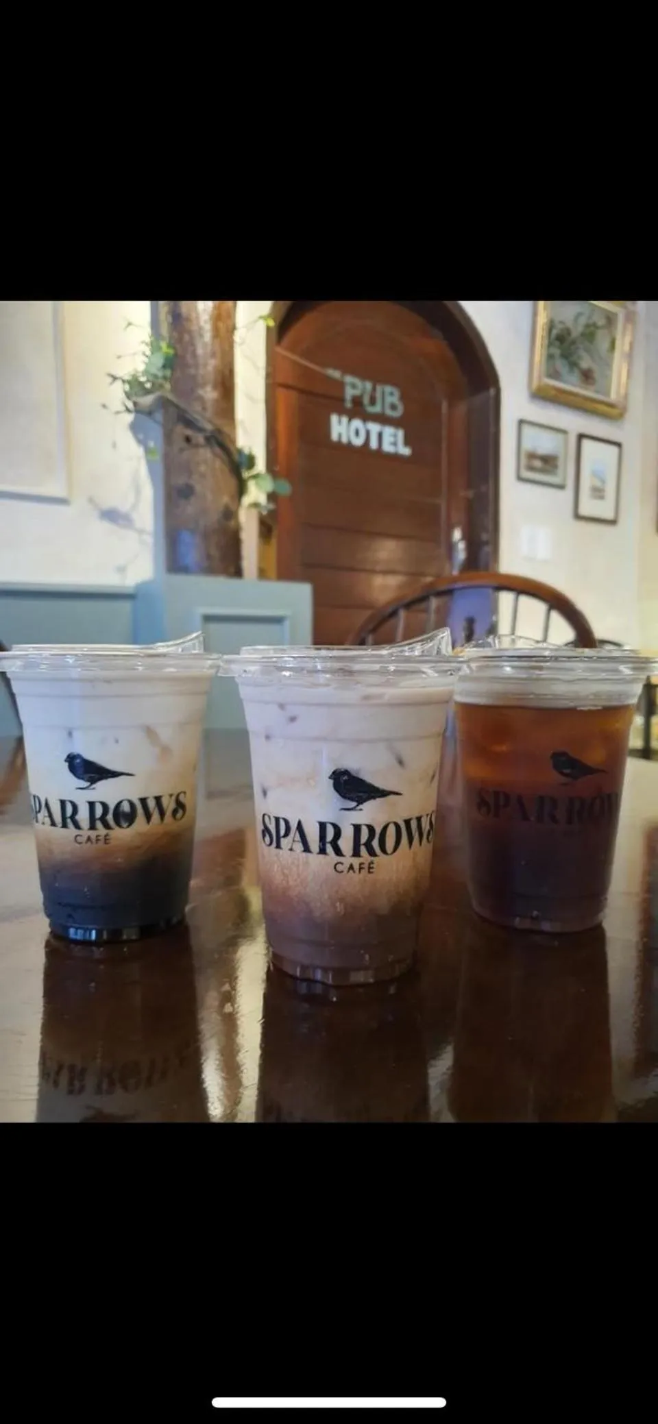 Restaurant/places to eat in The Pub Hotel