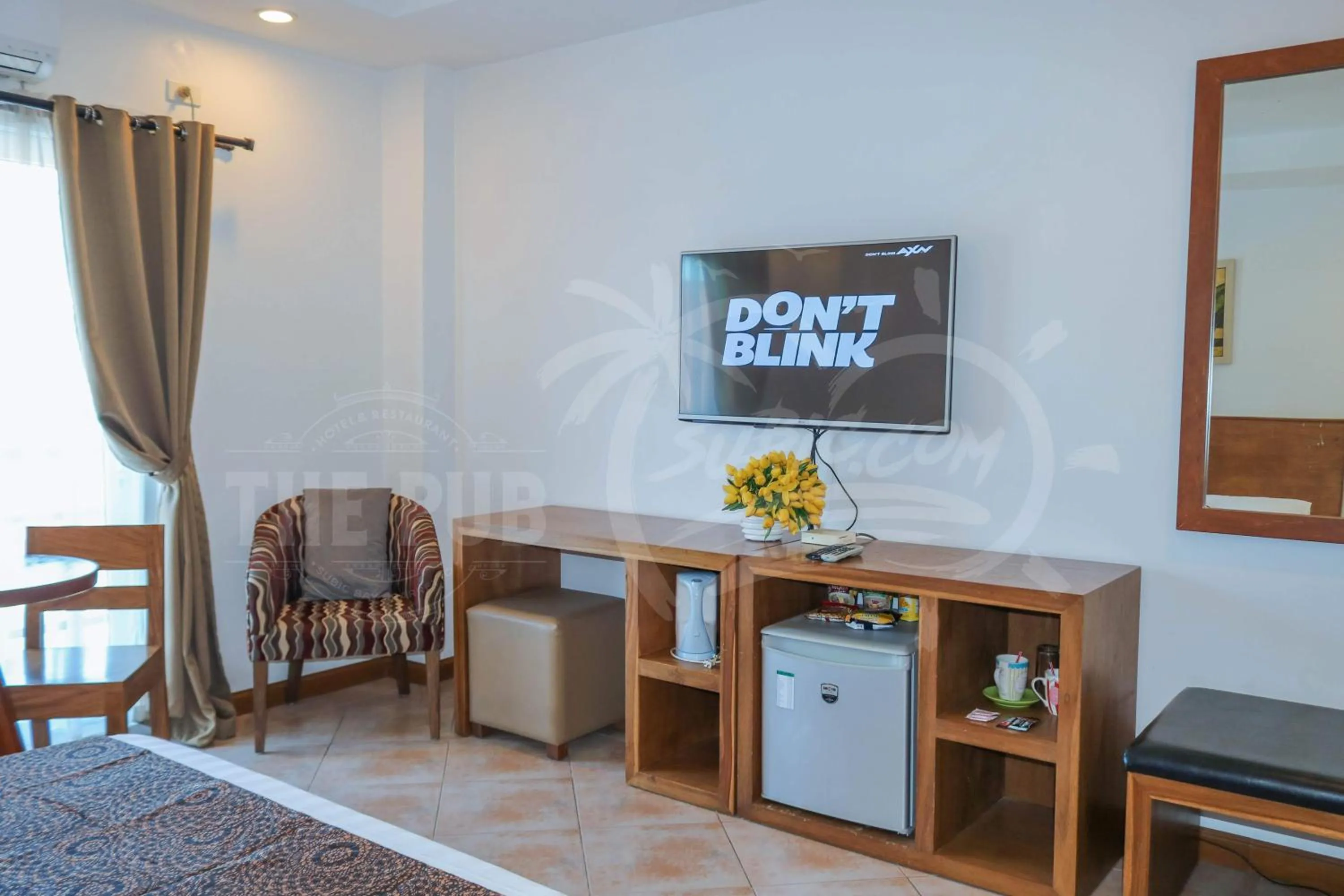 TV and multimedia in The Pub Hotel