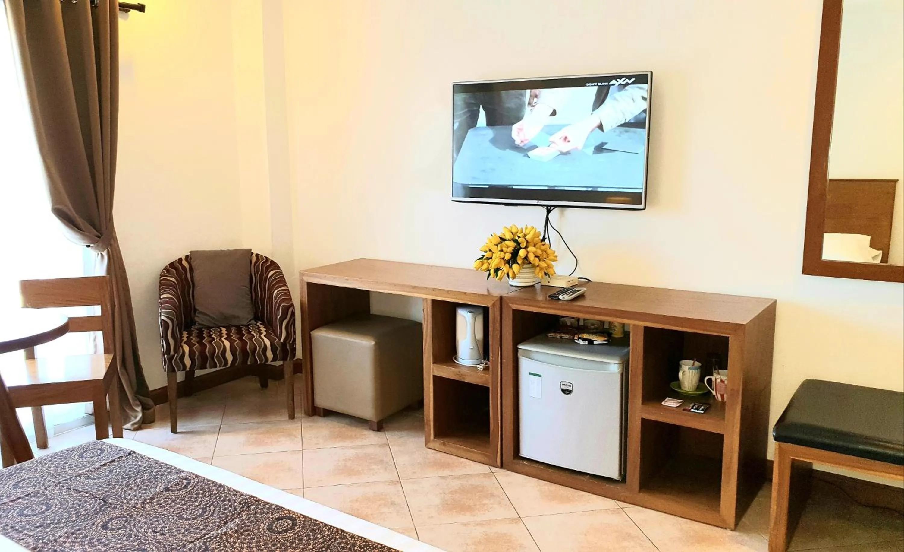 Toilet in The Pub Hotel