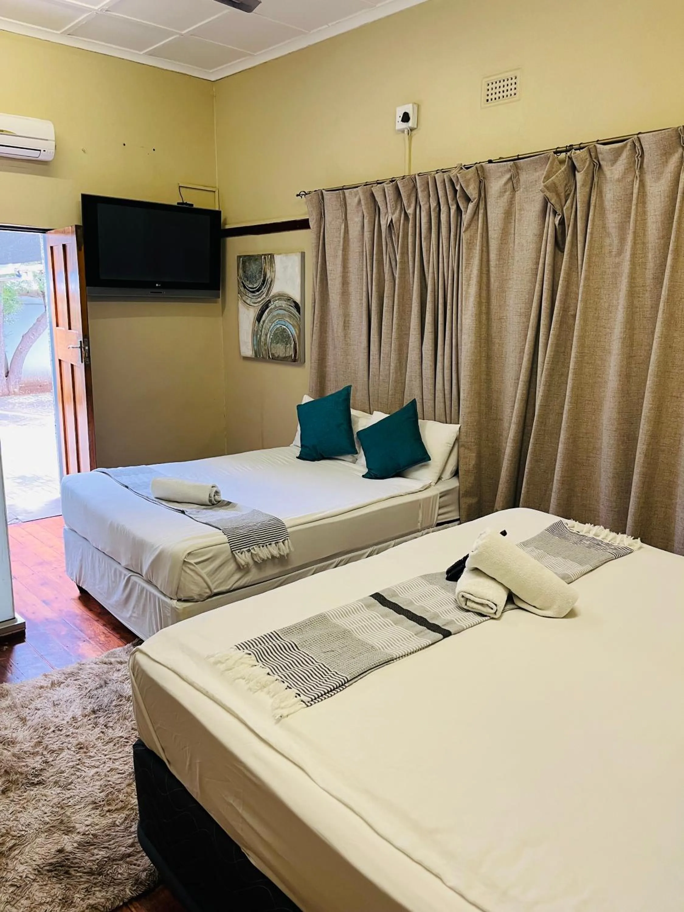 Bed in St Eve Lodge & Spa