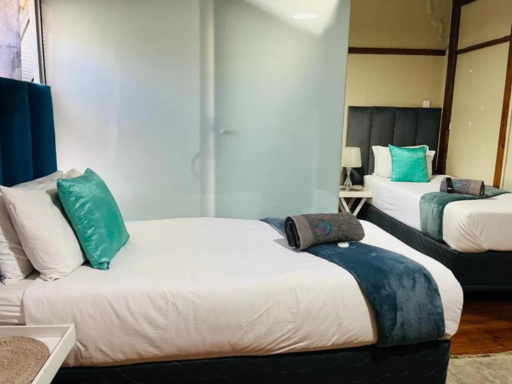 Bathroom, Bed in St Eve Lodge & Spa