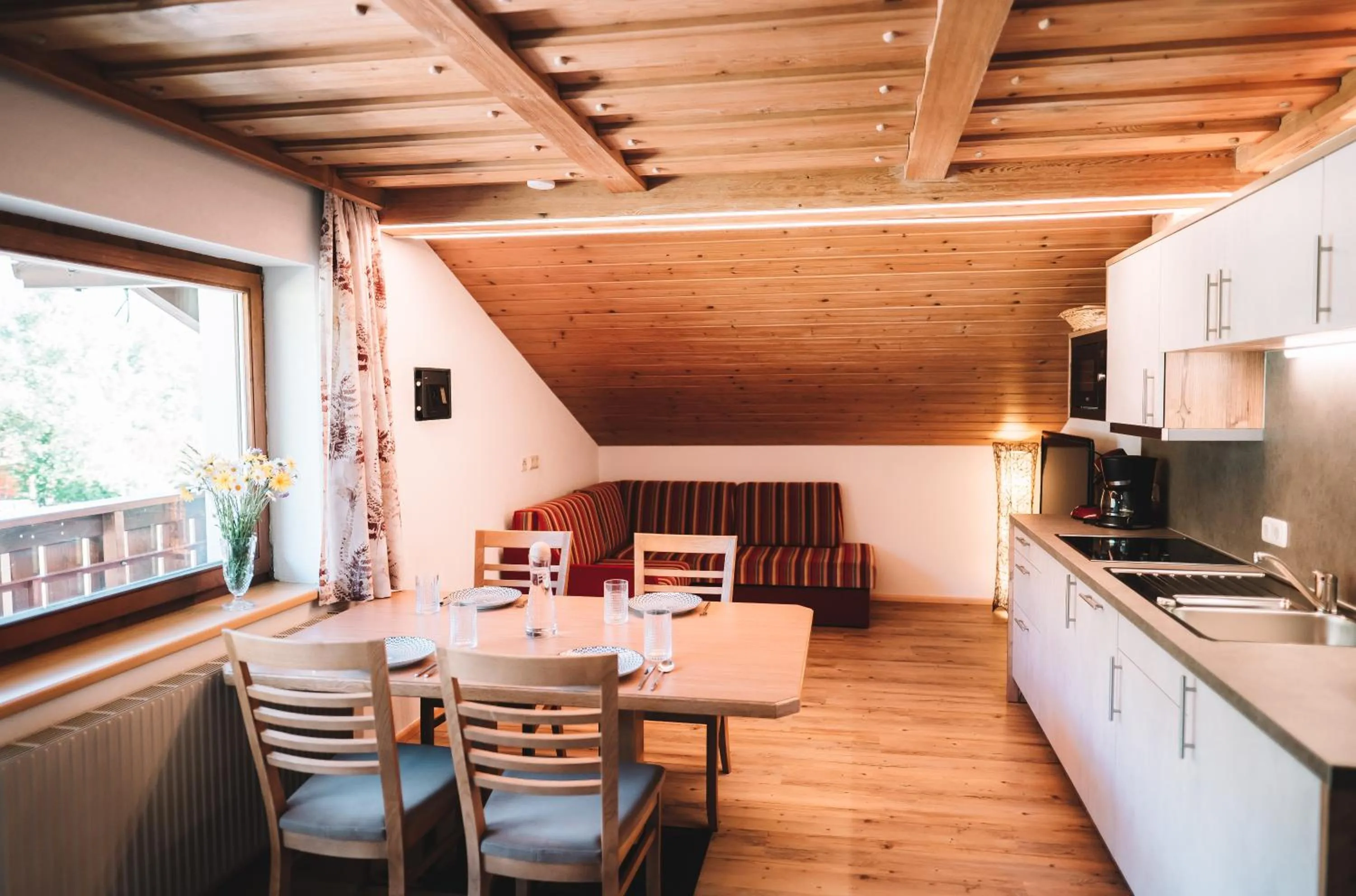 Two-Bedroom Apartment - Friends Apartment in SennHOF Lechtal