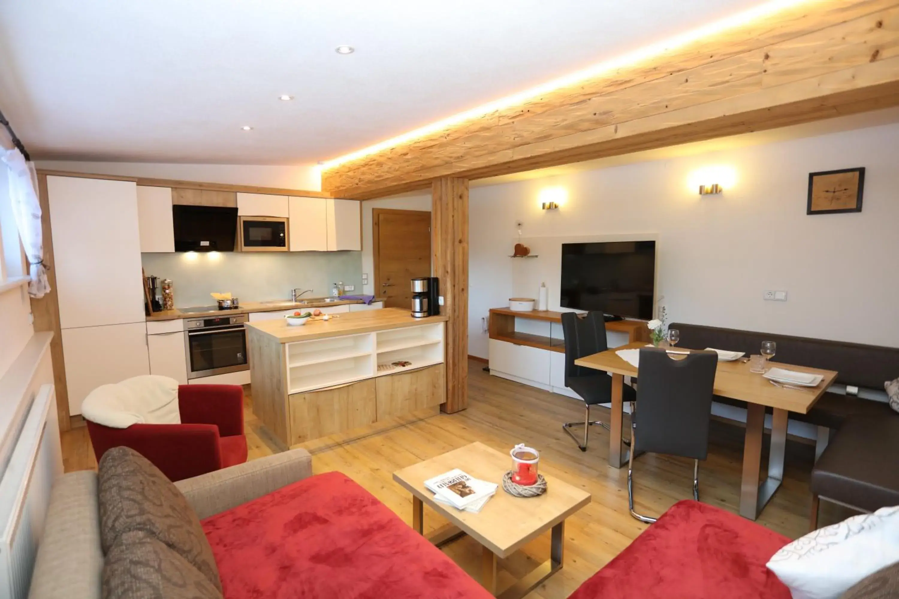 Junior Suite with Mountain View in SennHOF Lechtal Junior Suite with Mountain View in SennHOF Lechtal