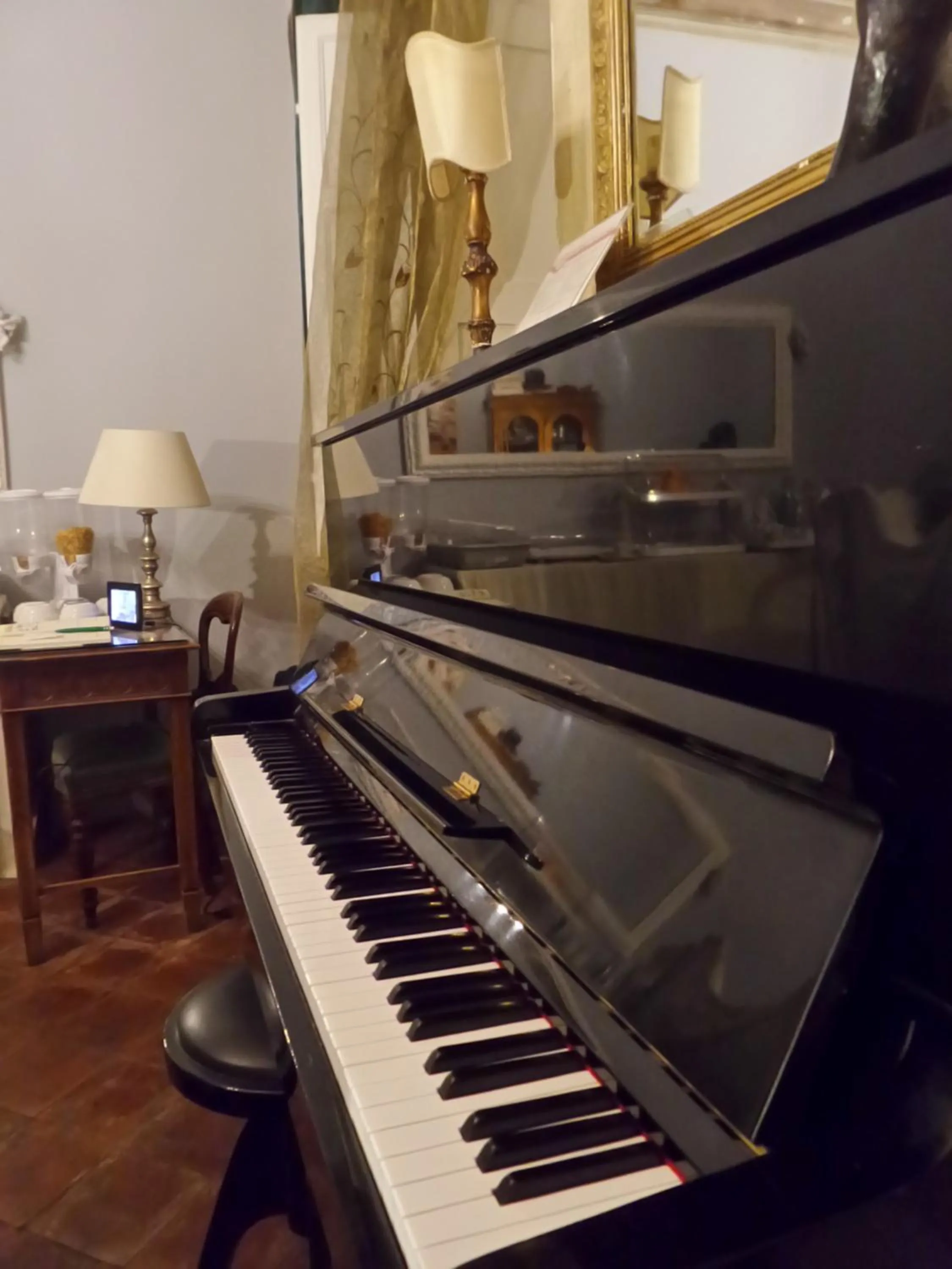 Decorative detail in Al Tuscany