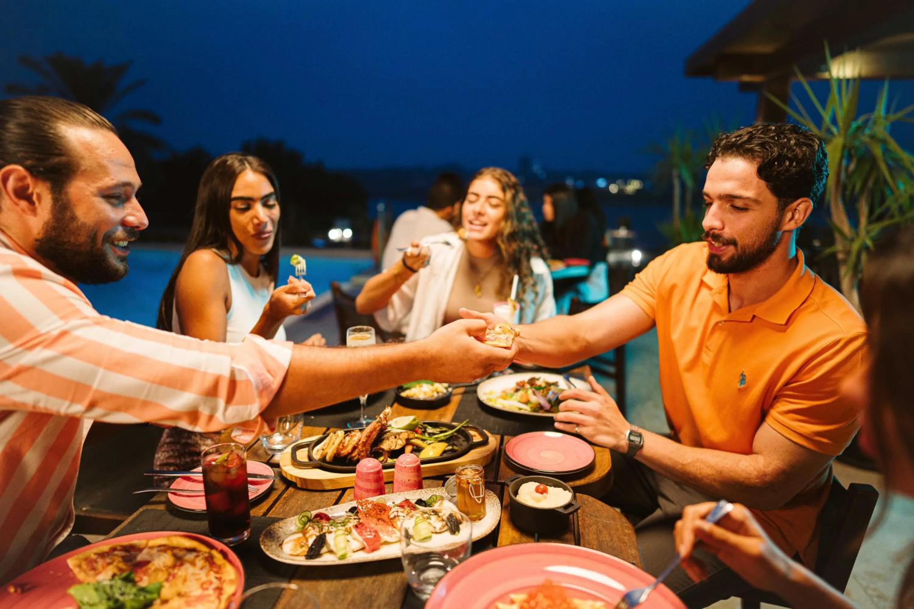 Restaurant/places to eat in Holiday Inn & Suites - Cairo Maadi by IHG