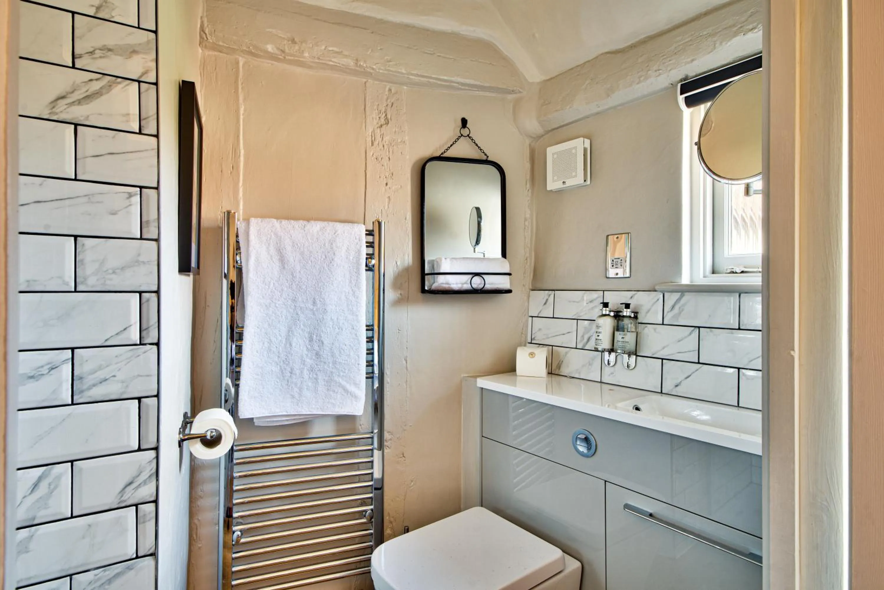 Bathroom in The Woolpack Inn