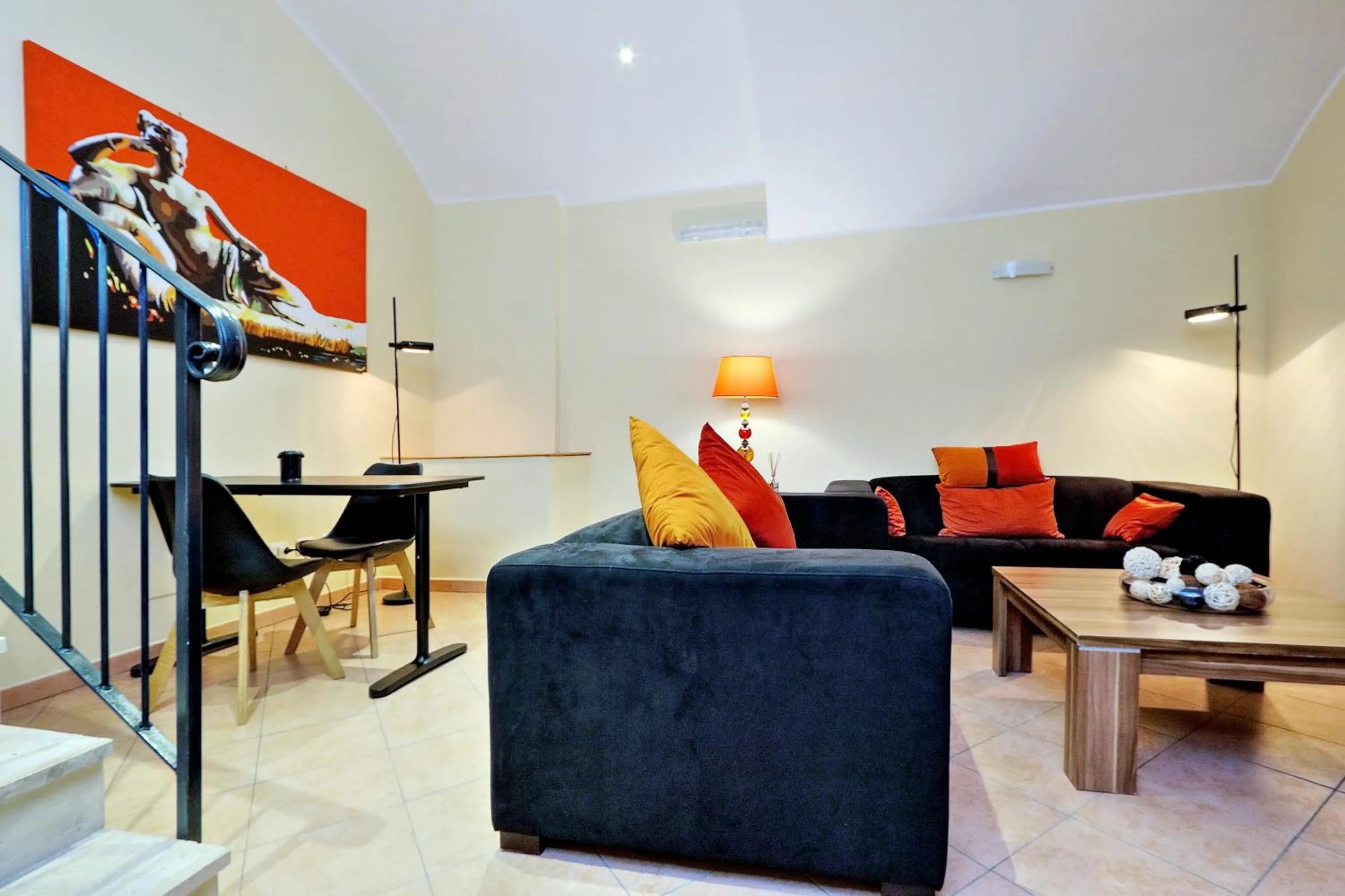 Communal lounge/ TV room in Hotel Camelia