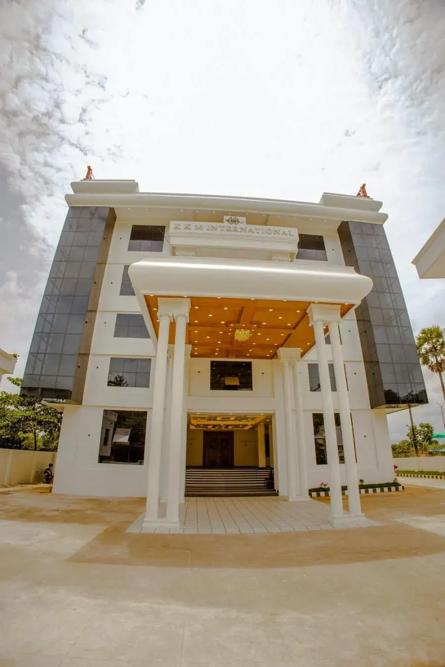 KKM International KKM International