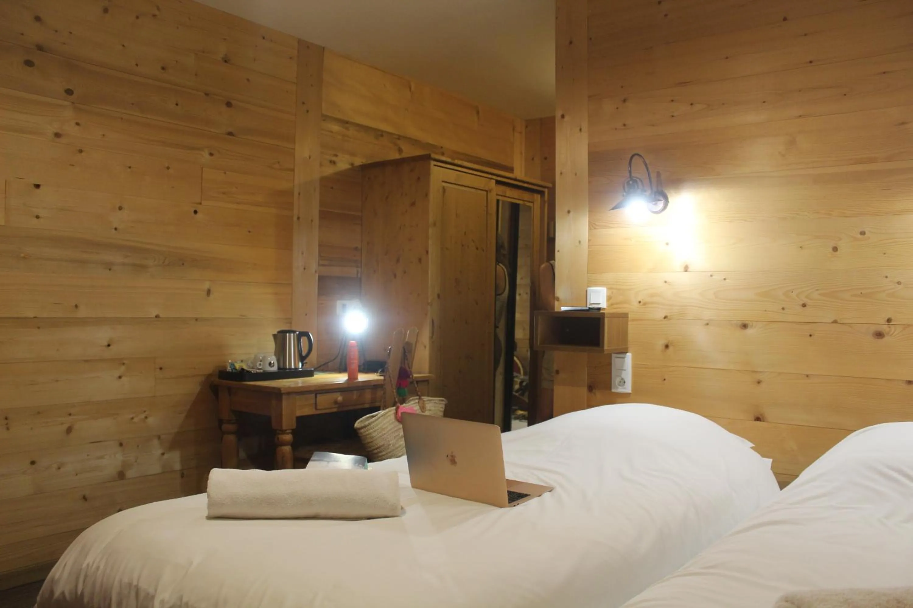 Photo of the whole room, Bed in Le Schuss