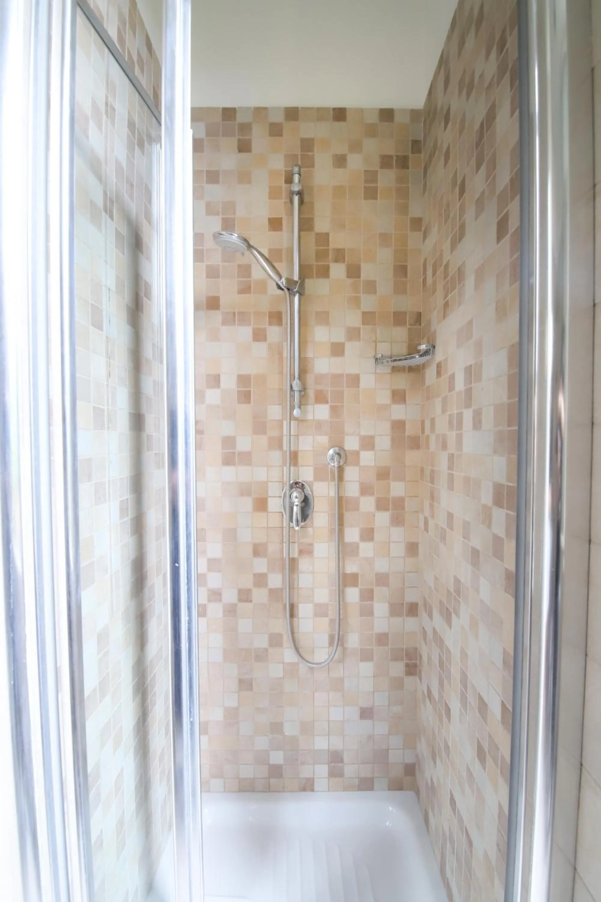 Bathroom in Hotel Latinum