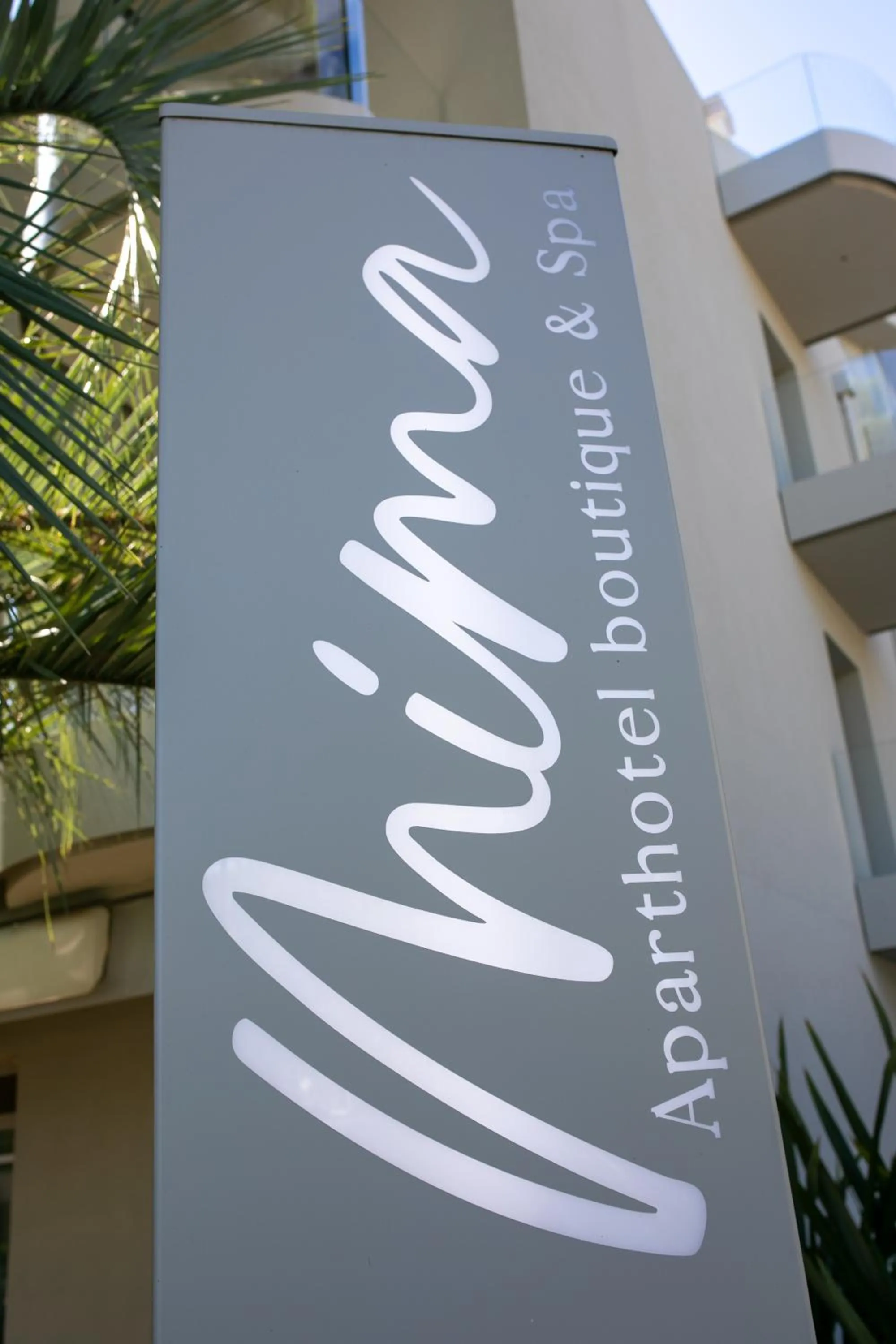 Property logo or sign in Mima Aparthotel Boutique & Spa