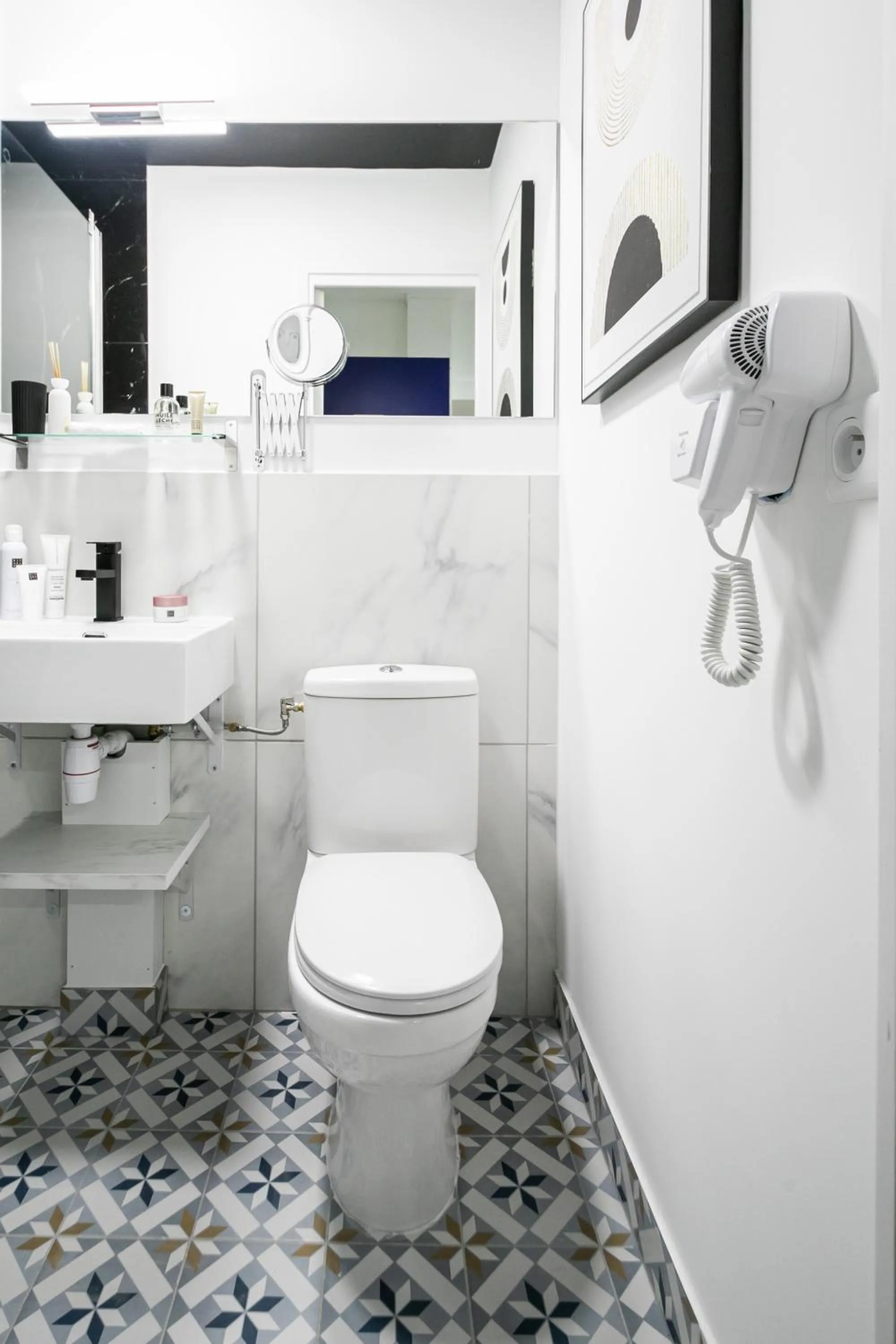 Toilet in WS Opéra - Laffitte