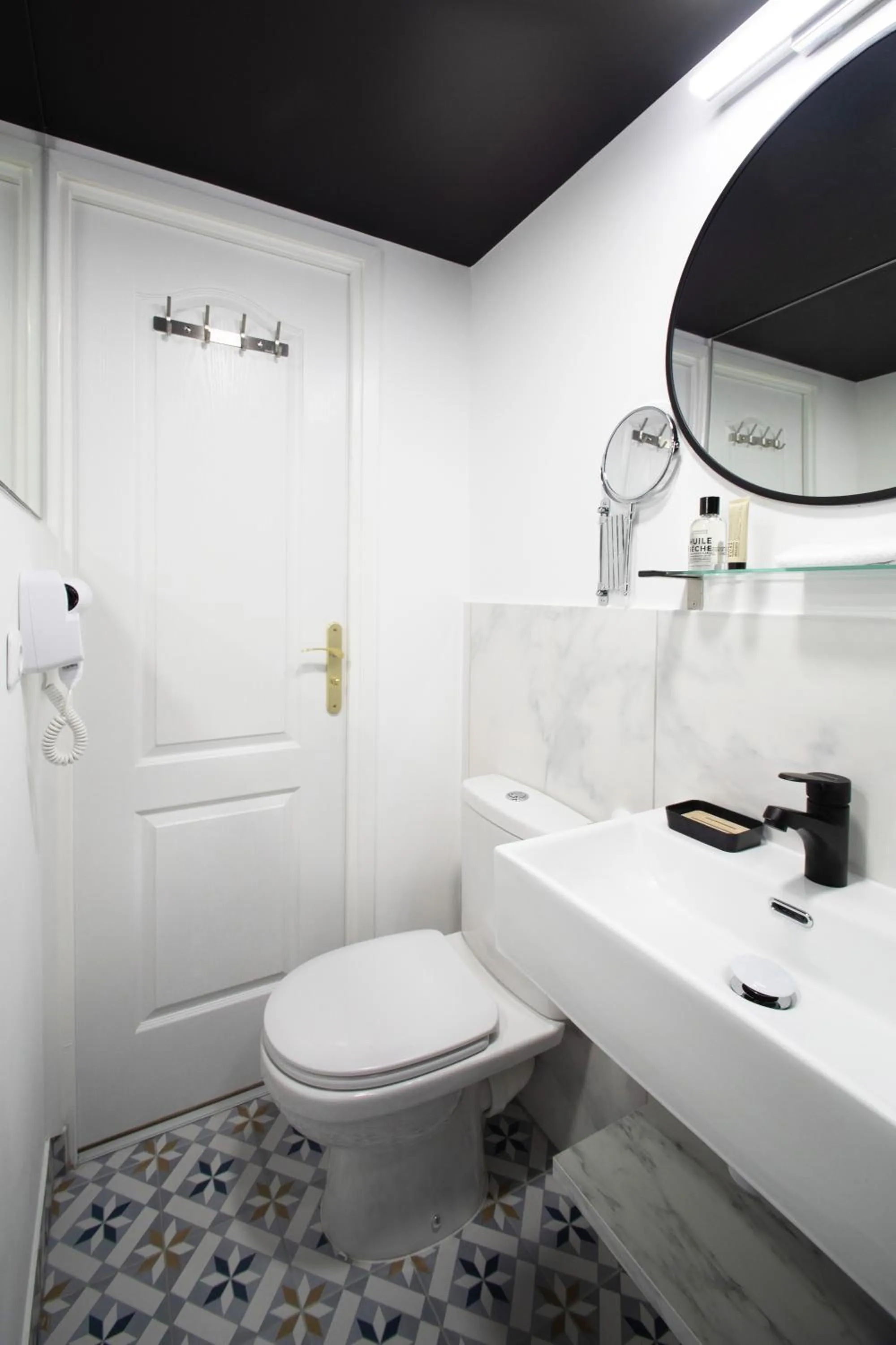 Shower in WS Opéra - Laffitte