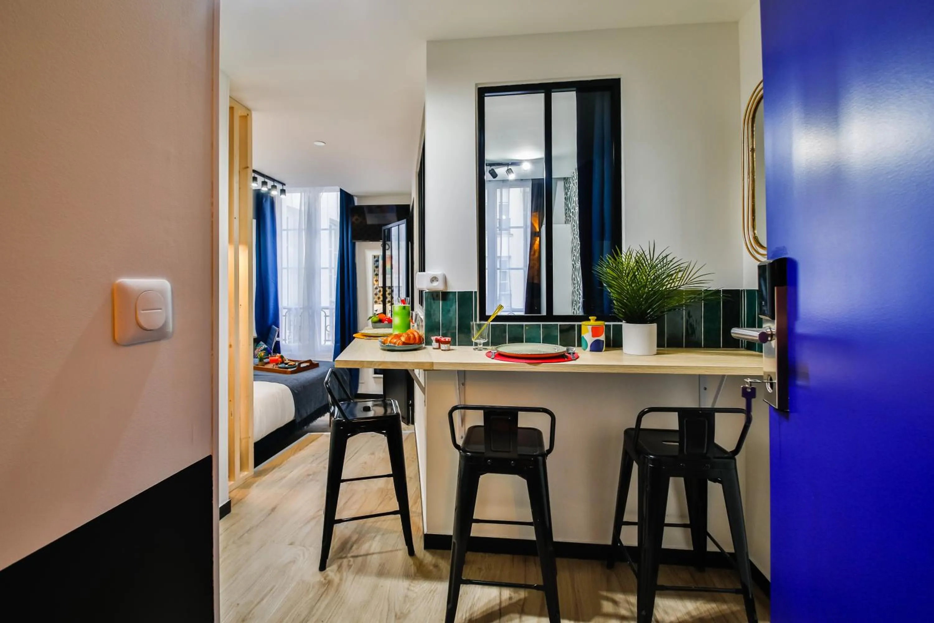 Seating area in WS Opéra - Laffitte