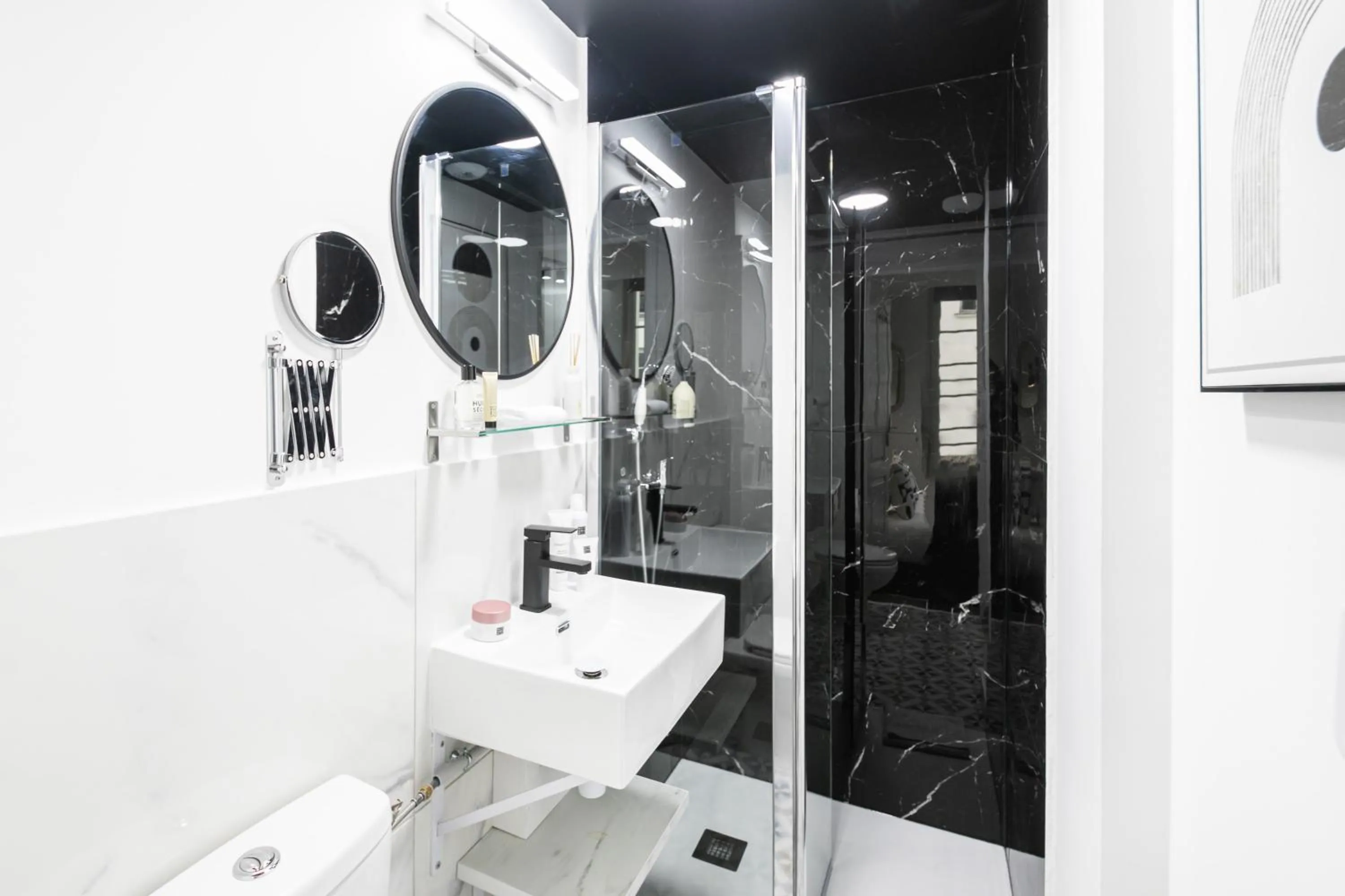 Shower in WS Opéra - Laffitte