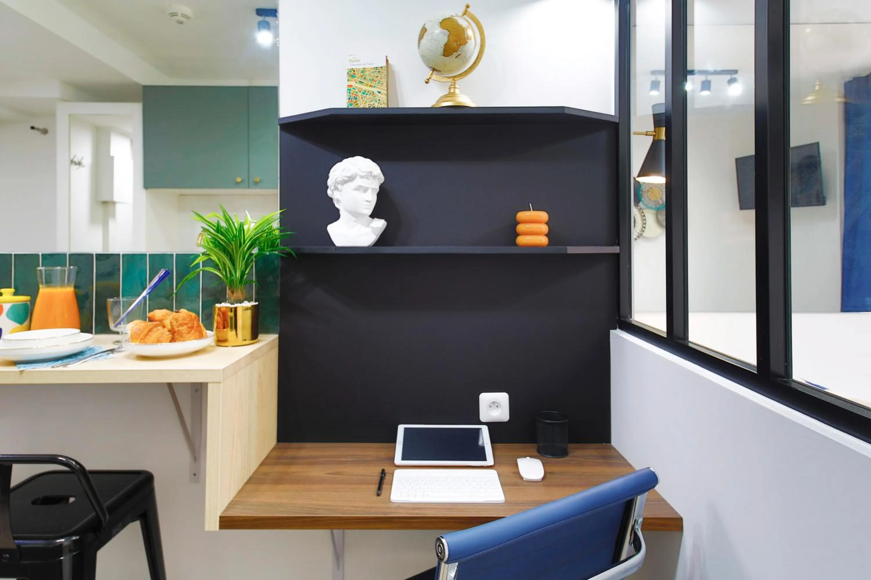 Seating area in WS Opéra - Laffitte