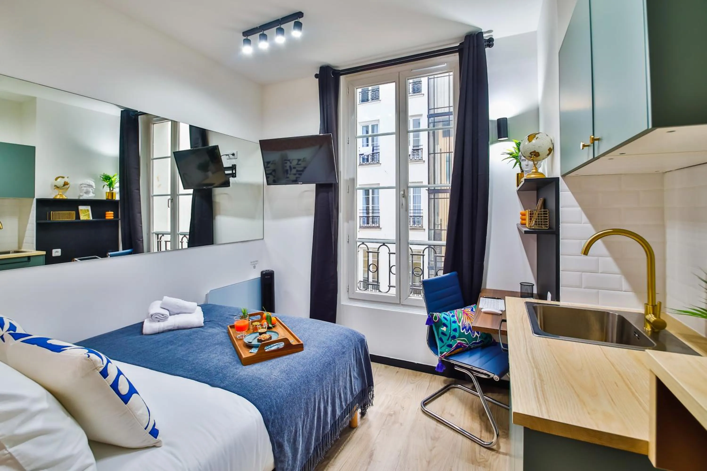 Bedroom, Bed in WS Opéra - Laffitte