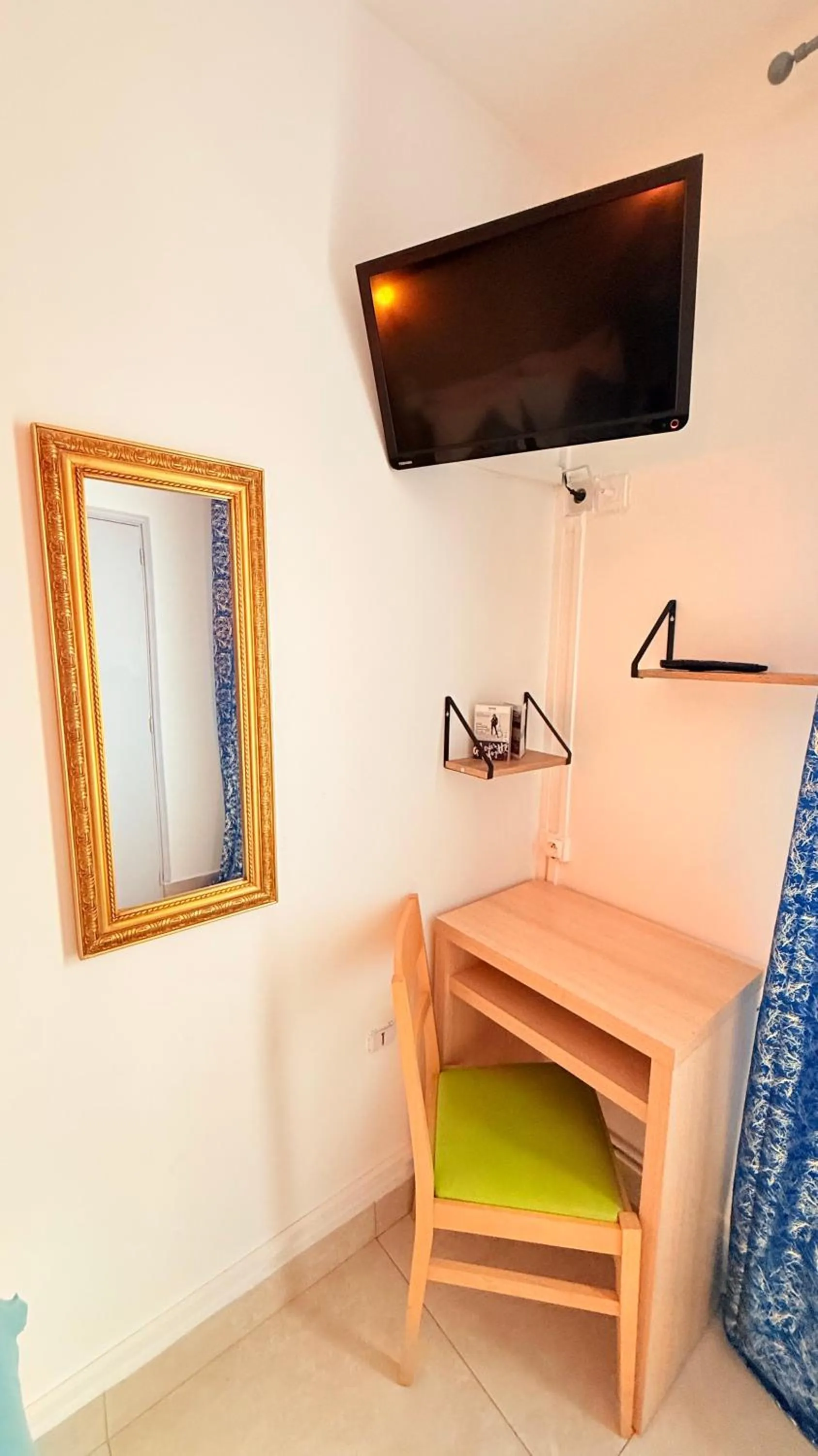 TV and multimedia in Hôtel de Choisy