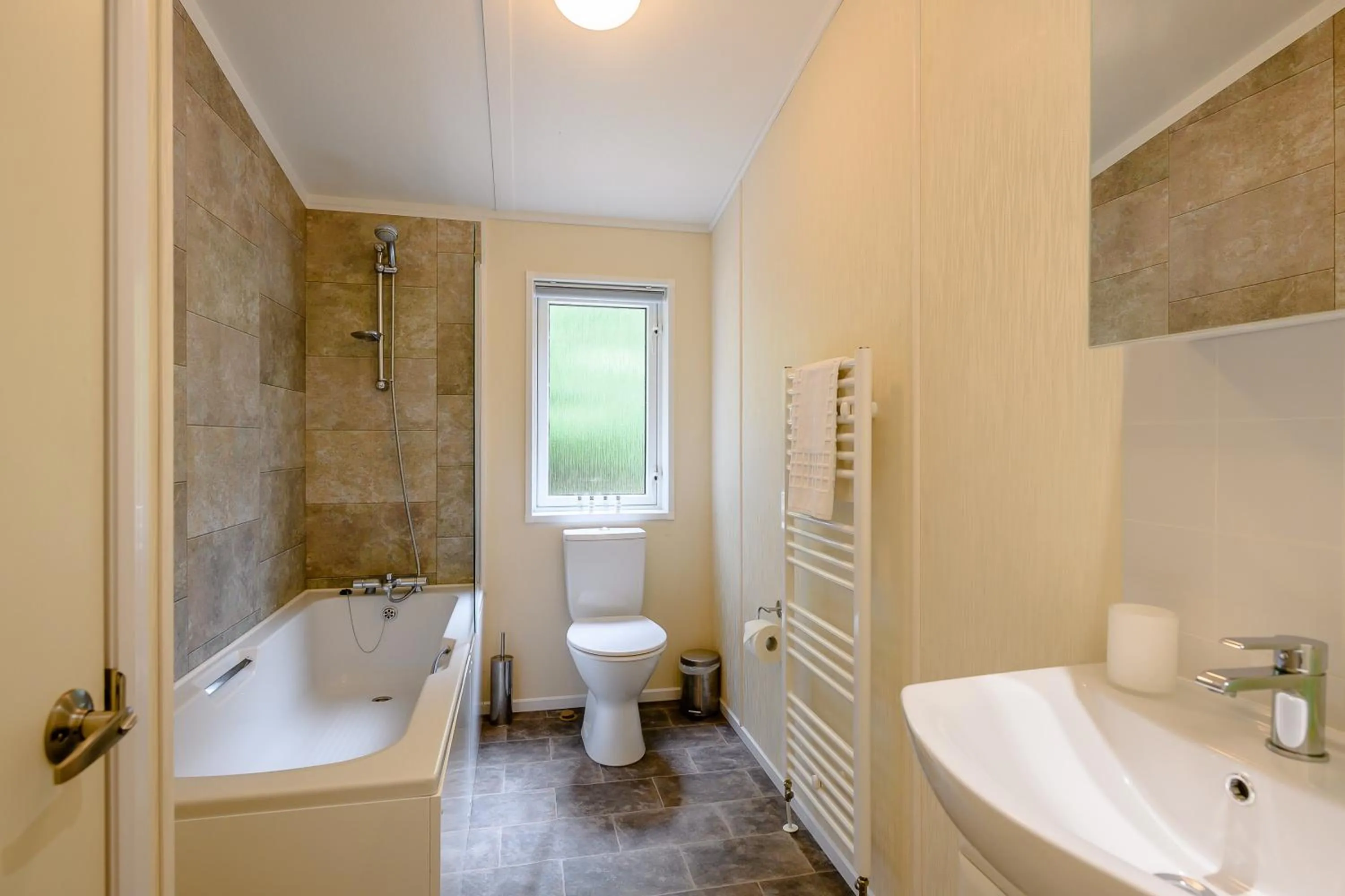 Shower in Woolverstone Marina and Lodge Park