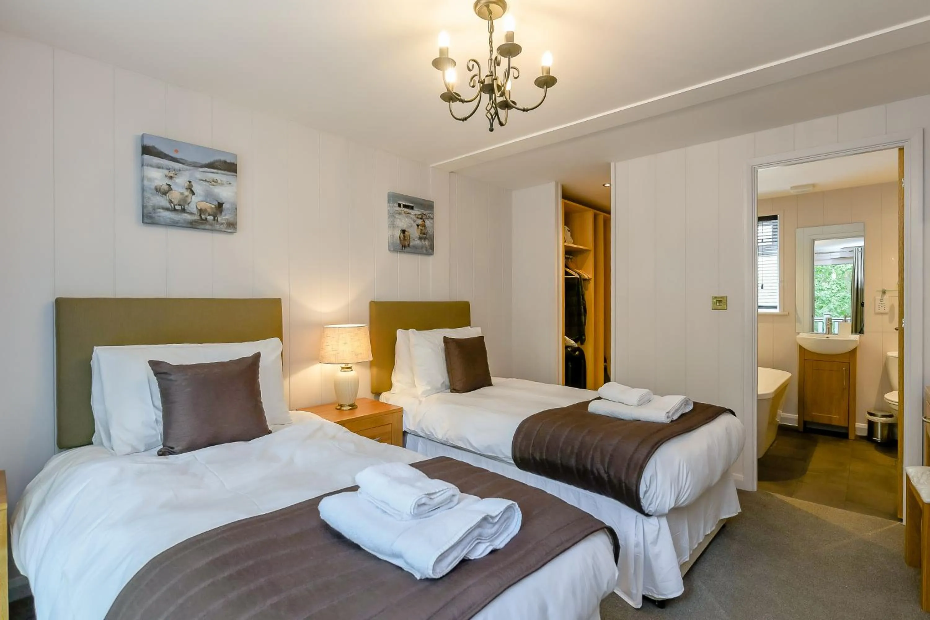 Bed in Woolverstone Marina and Lodge Park