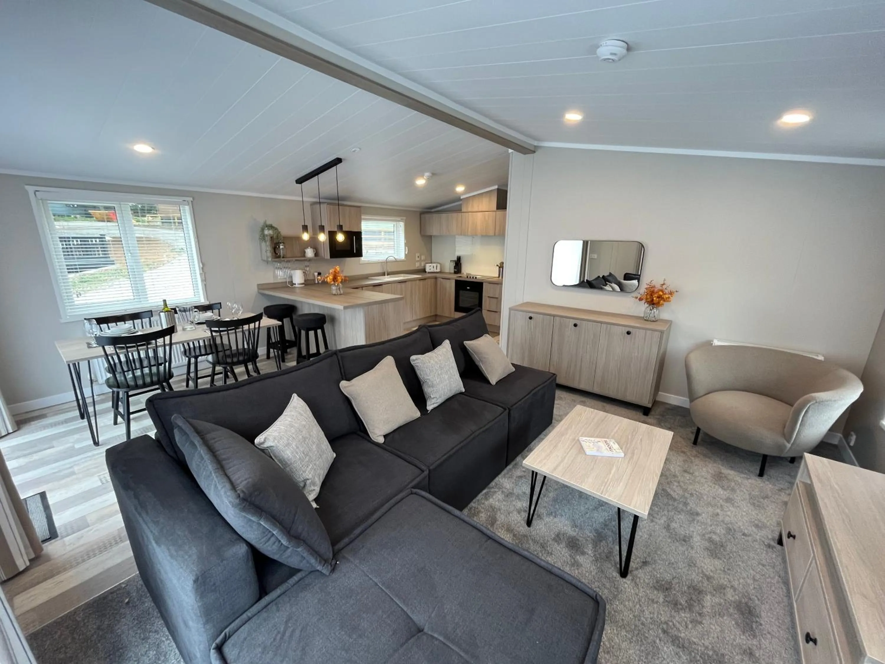 Kitchen or kitchenette in Woolverstone Marina and Lodge Park