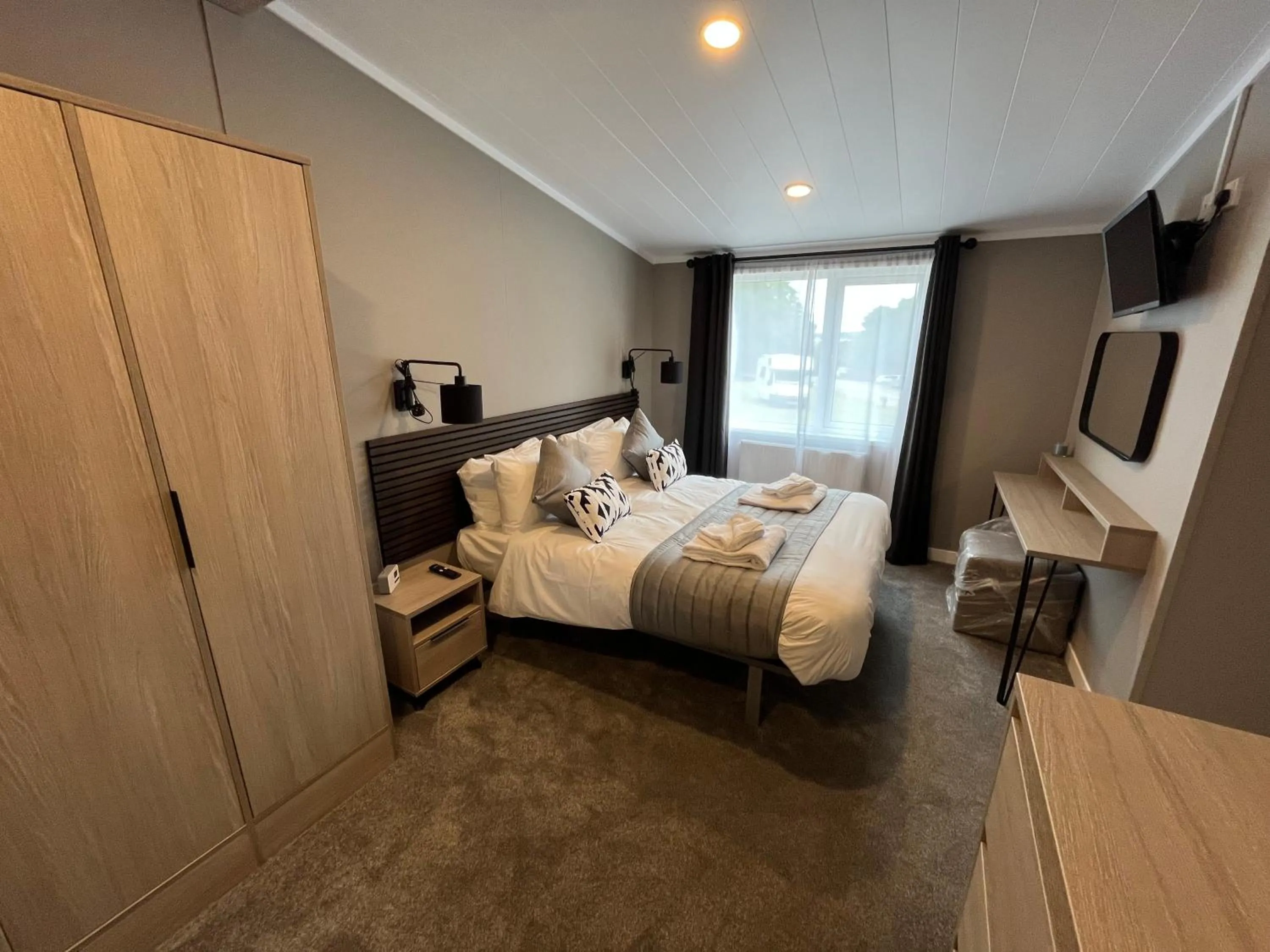 Bed in Woolverstone Marina and Lodge Park