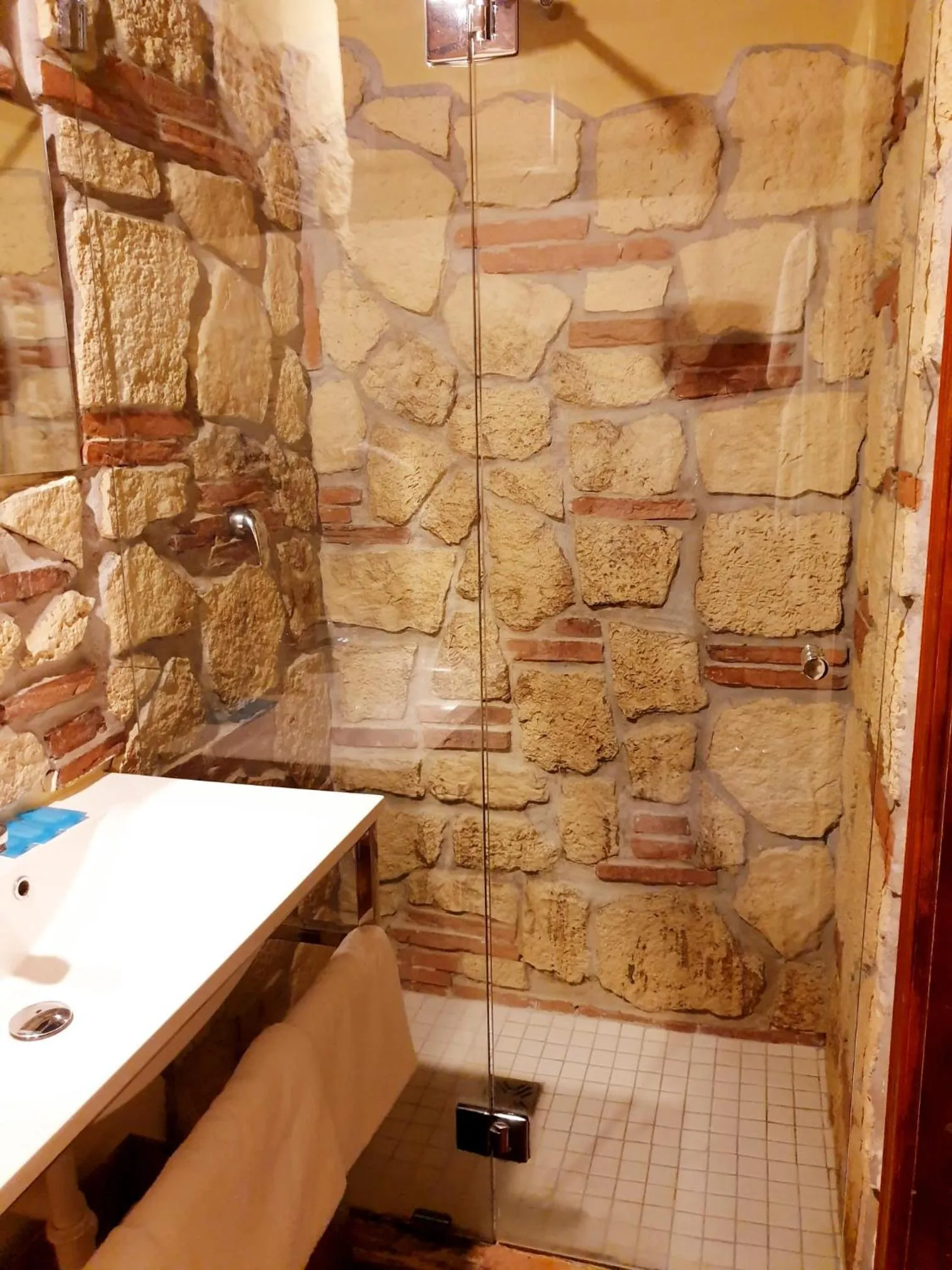 towels in Piccolo Hotel Olina