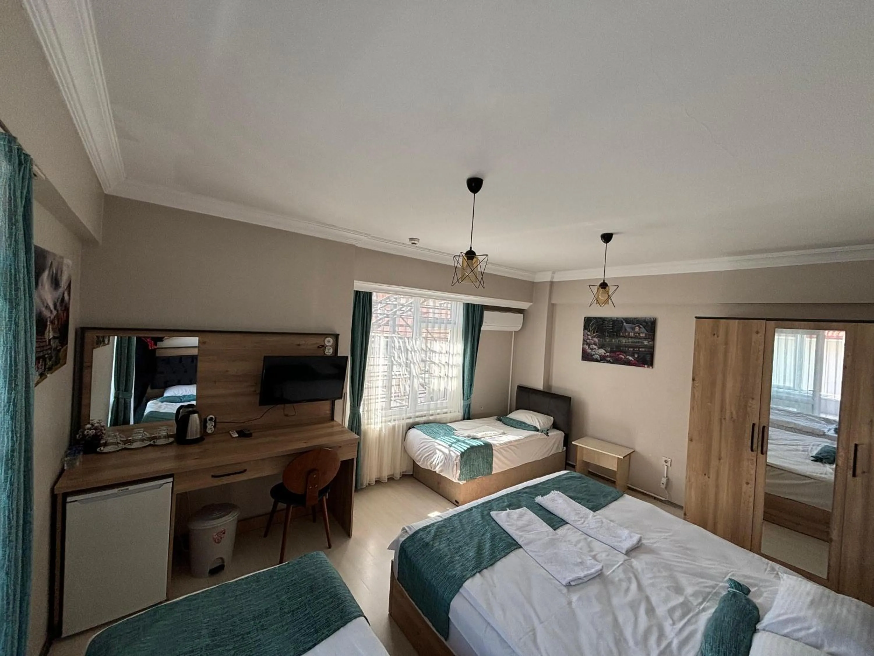 air conditioner, Bed in Bolu Deluxe Otel