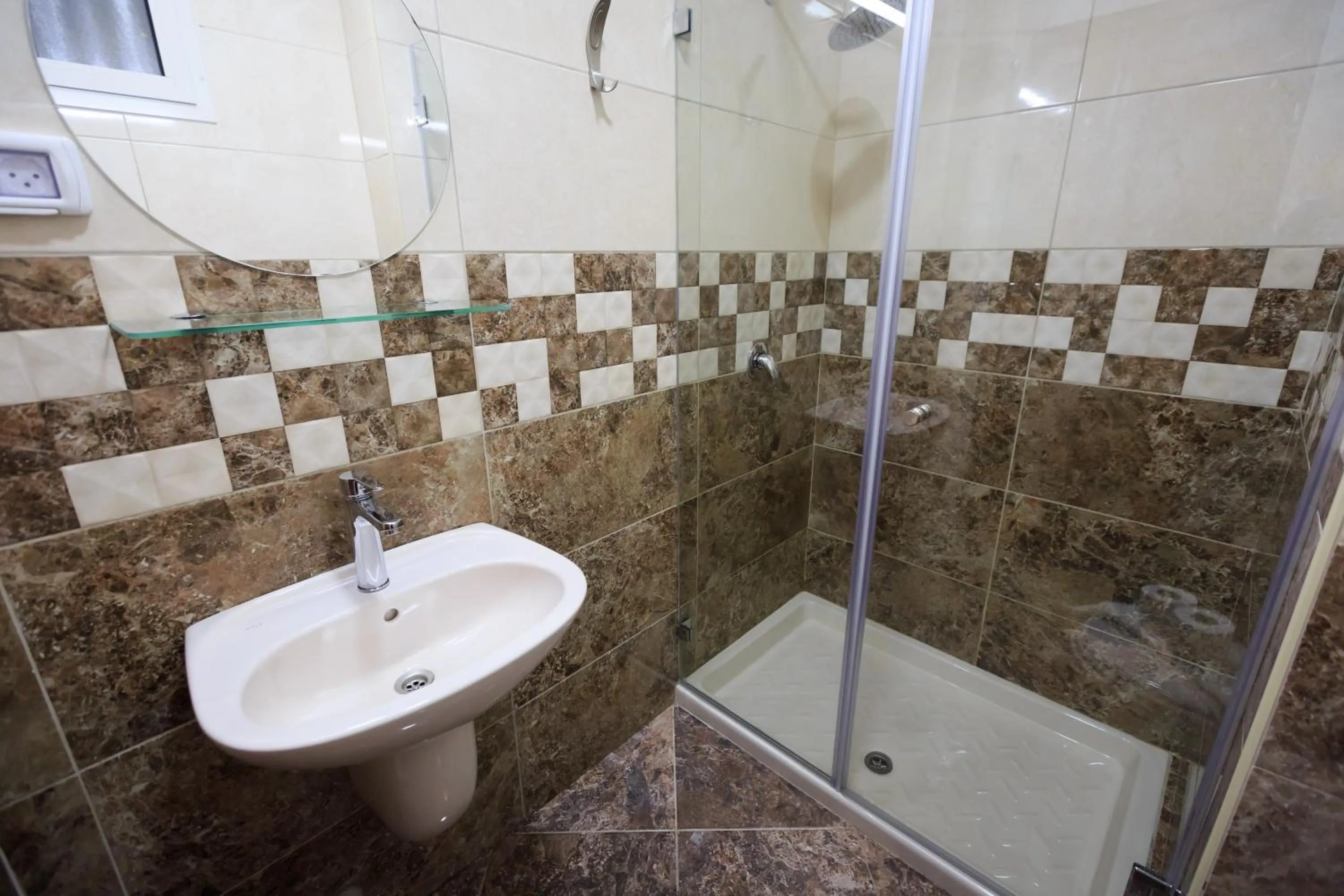 Shower in Hashimi Hotel Old City Jerusalem