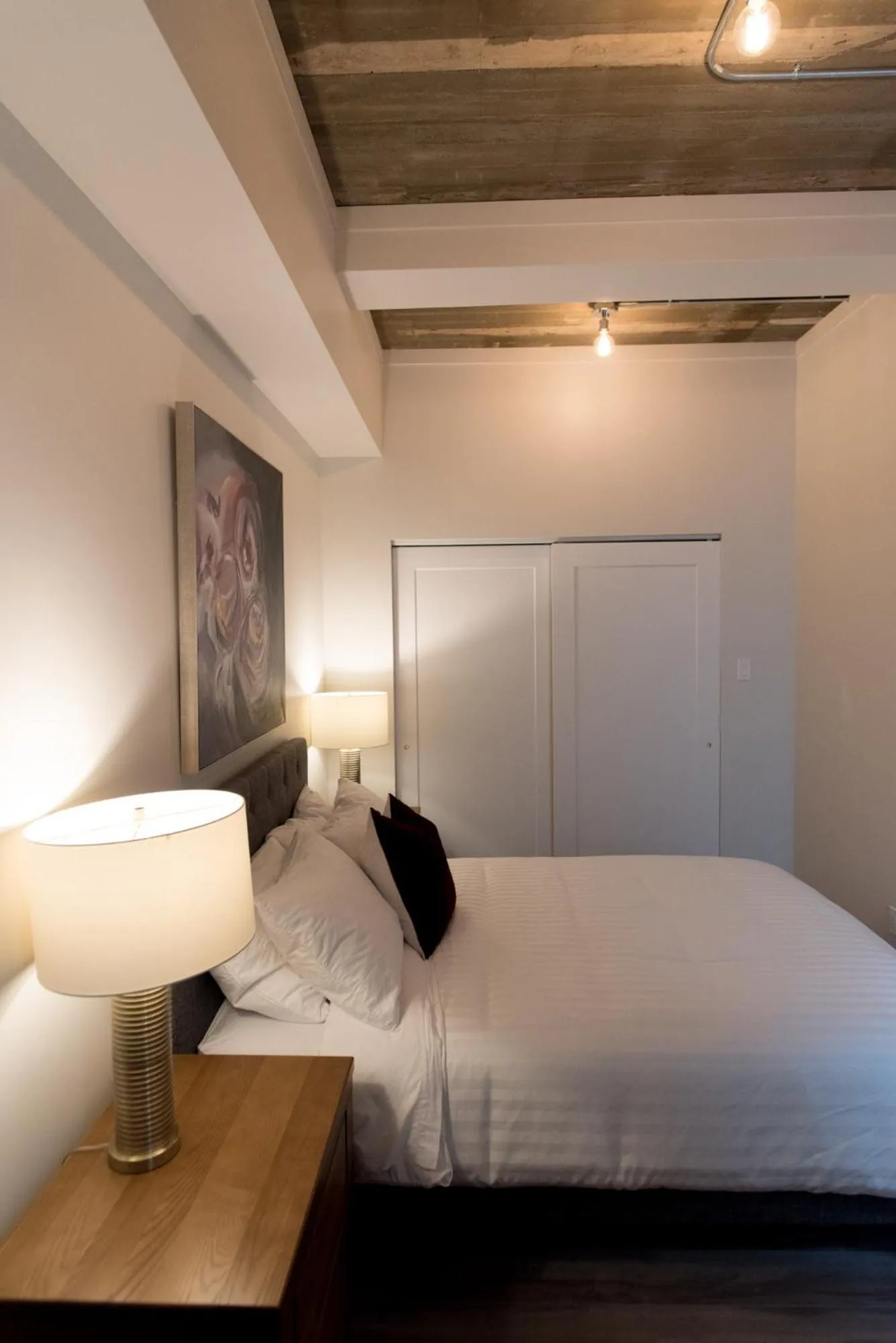 Bedroom, Bed in Le Central