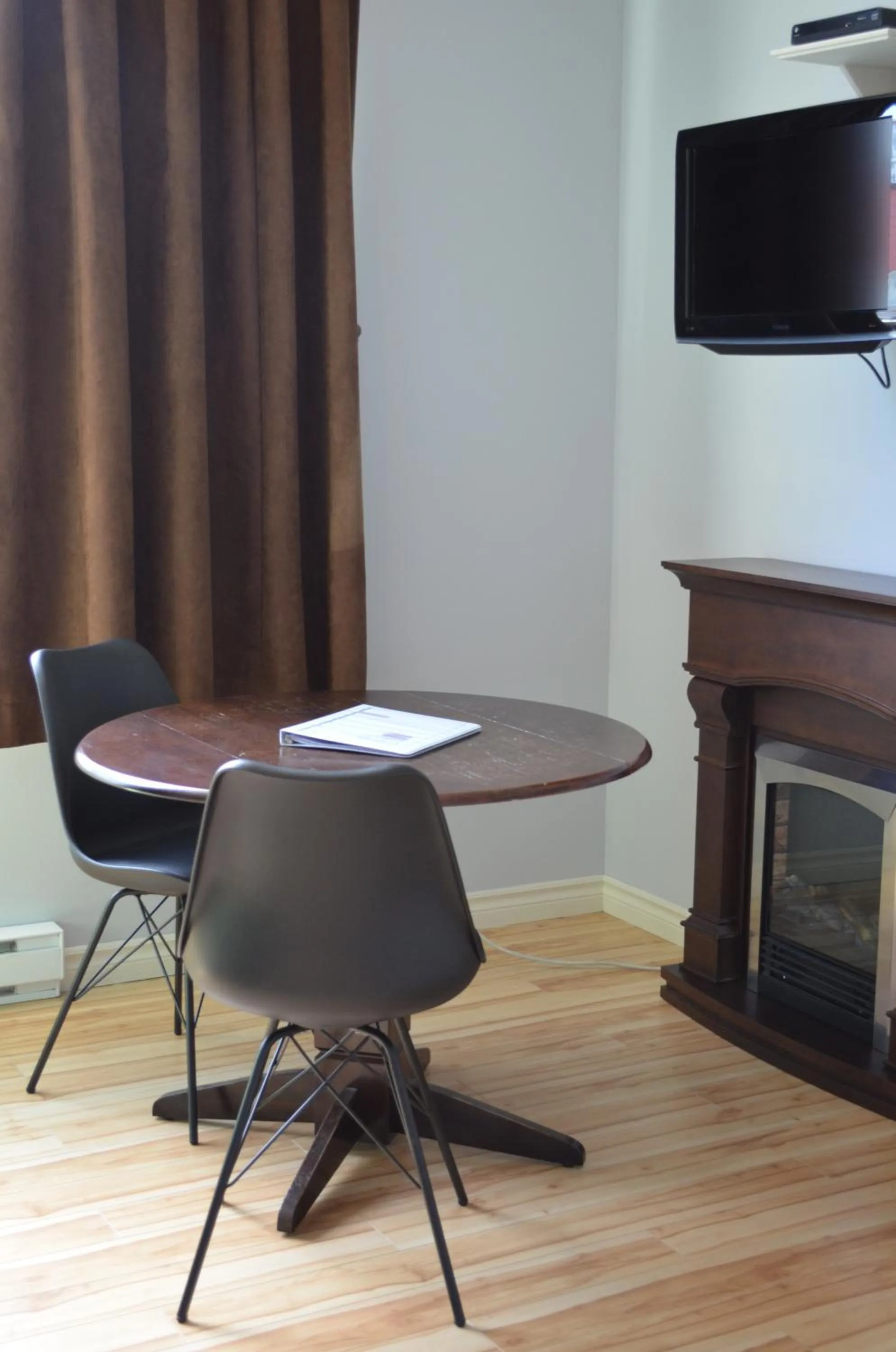 Dining area in Le Citadin