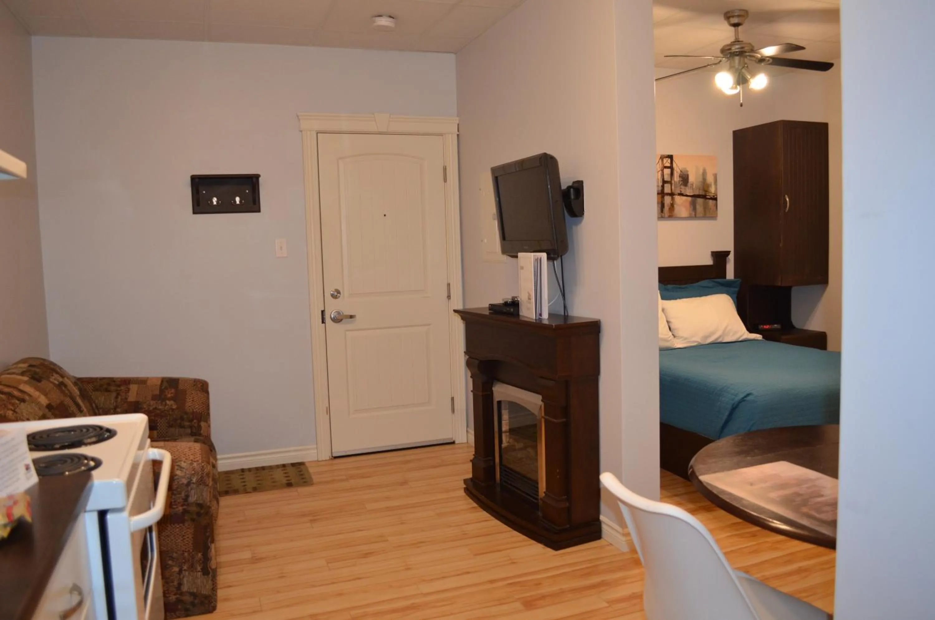 TV and multimedia in Le Citadin