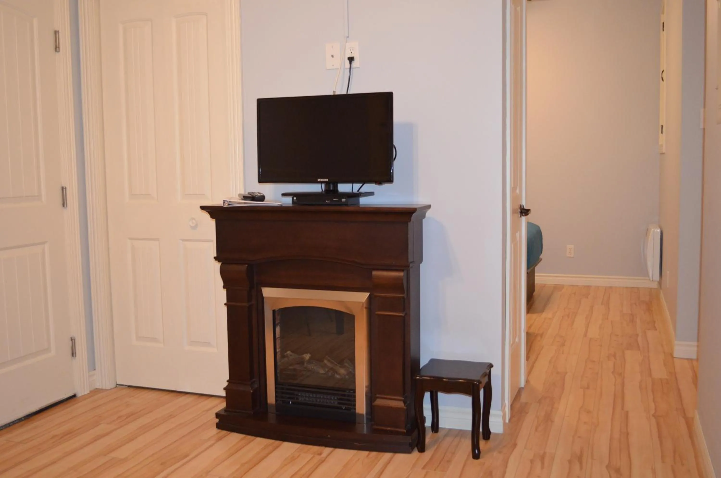 TV and multimedia in Le Citadin