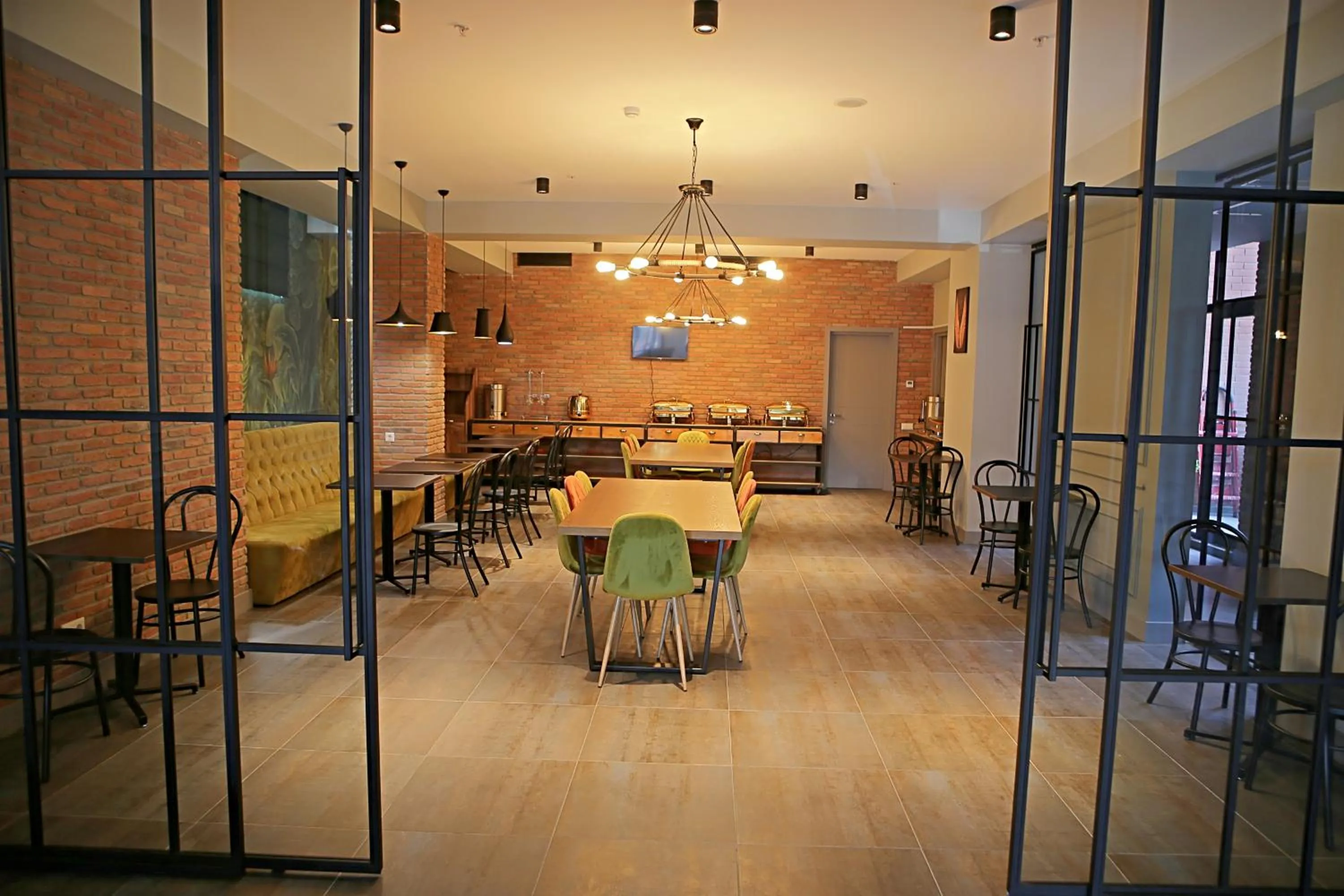 Breakfast in Hotel Address 9D